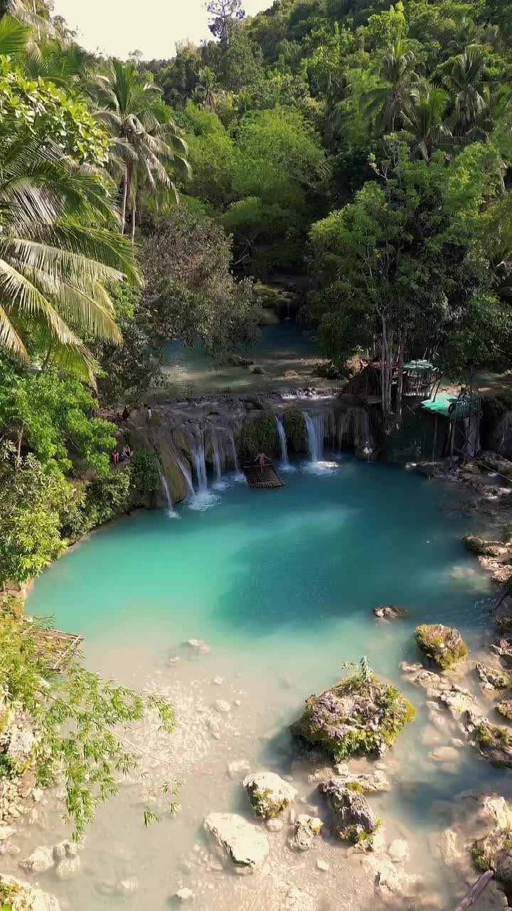 Stunning Cambugahay Falls in Siquijor, Philippines