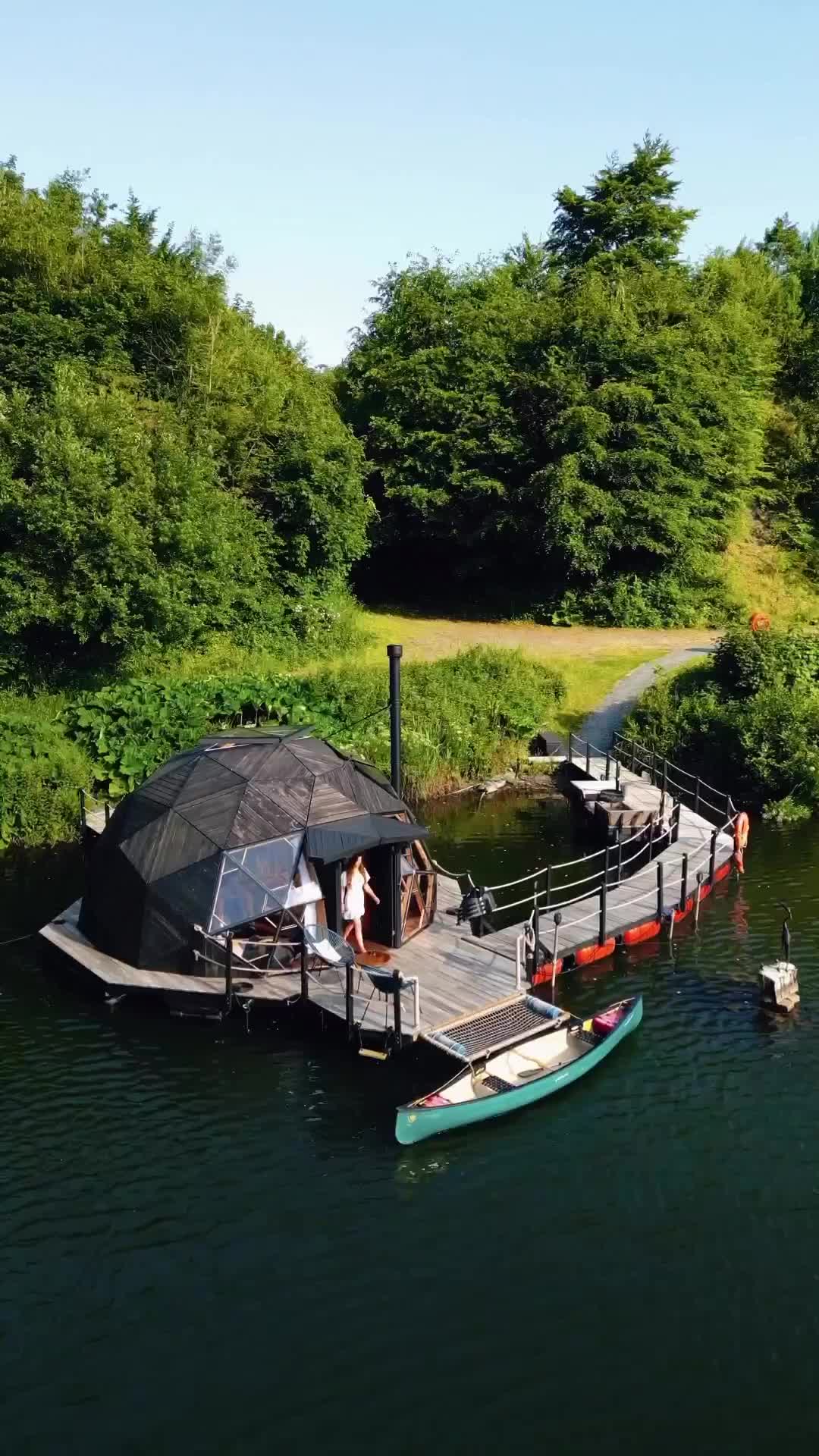 Ultimate Floating Getaway at Lilypod Escapes, UK