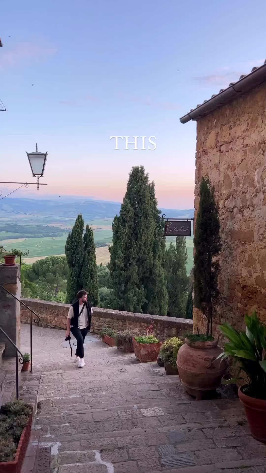 Discover the Prettiest Village in Tuscany - Pienza