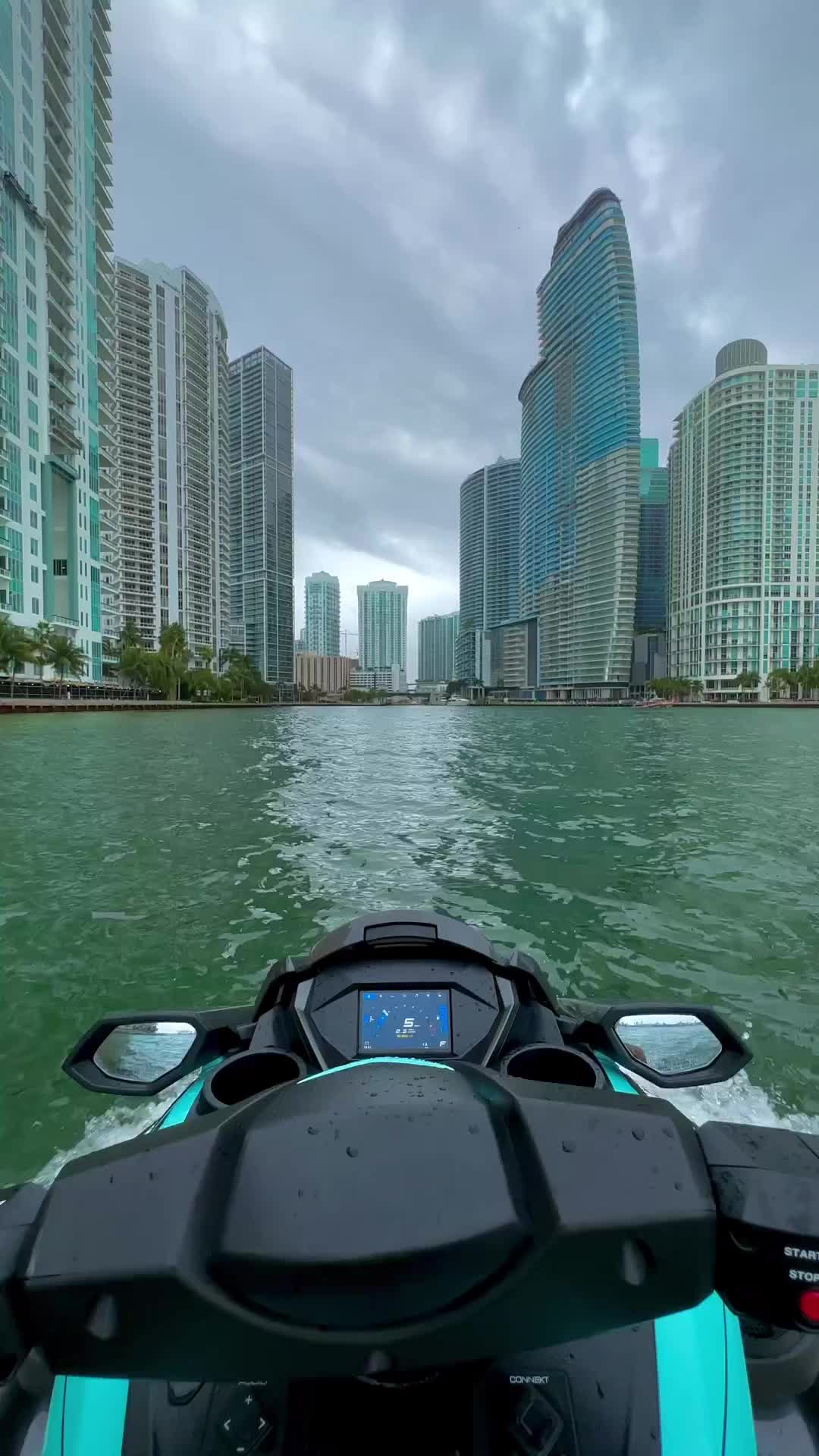 𝐒t𝐢l𝐥 𝐭h𝐞 𝐬a𝐦e 👽🌦️
.
@stabilbrand 🌦️STA-BIL® Marine Tune-Up🌦️
.
✅Easily cleans carbs and injectors
✅Treats 20 gallons of fuel
✅Quickly resolves rough-running engines
.
.
.
.
.
.
#miamiriver #miami #miamistyle #brickell #florida #jetski #waverunner #yamaha #revsyourheart #shotoniphone #letsride #aquadan