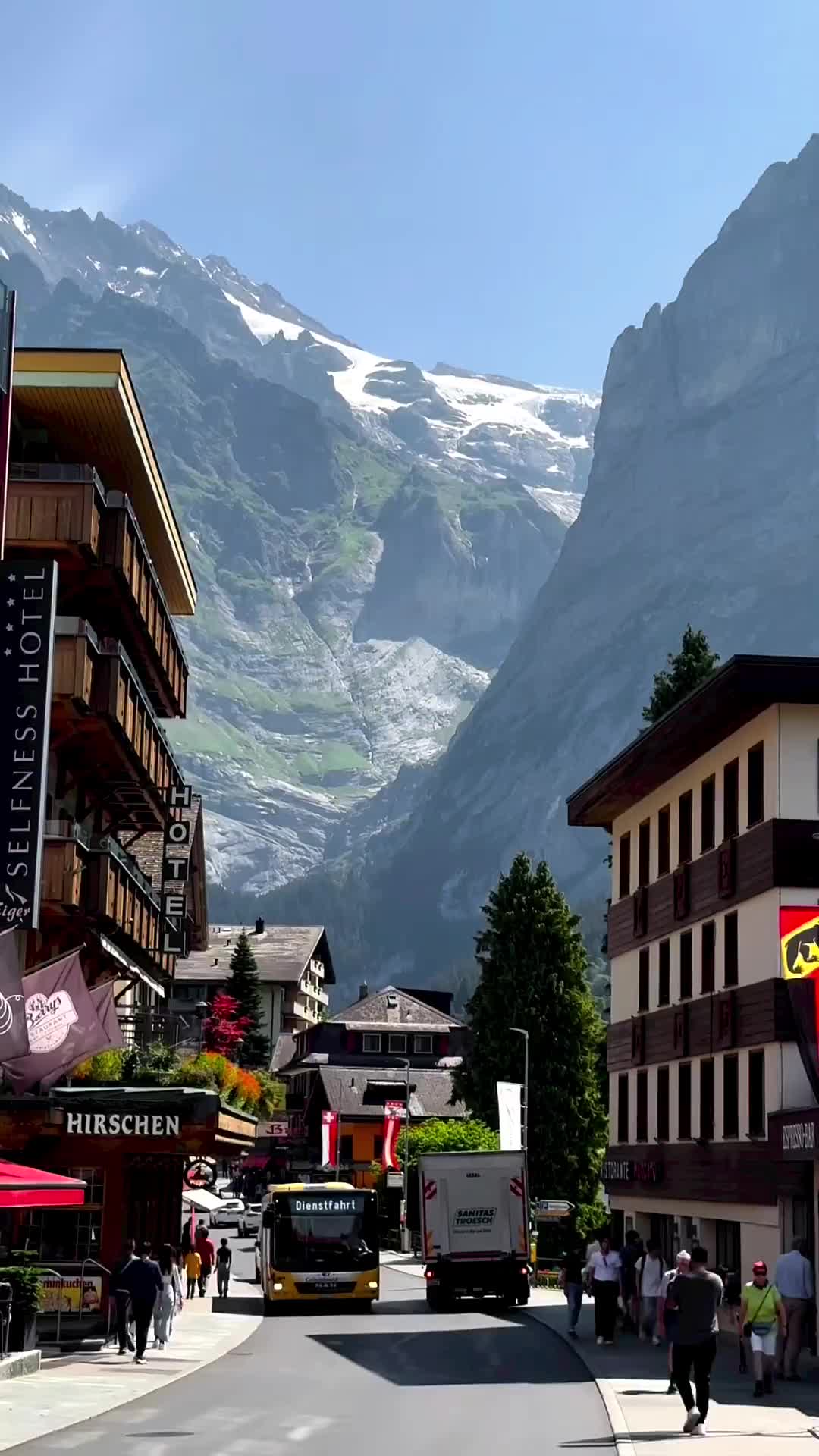 Discover Grindelwald: Touch the Mountains