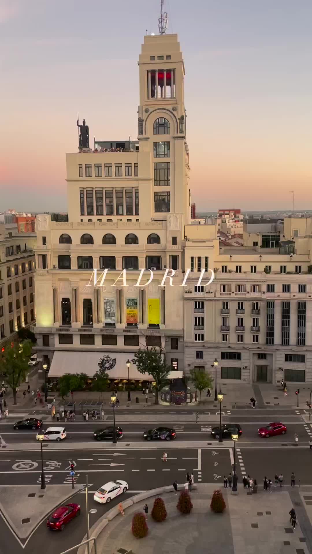 Madrid rooftop views @theprincipalmadrid ♥️

#madrid #rooftop #spain #boutiquehotel #madridhotel #luxuryhotels