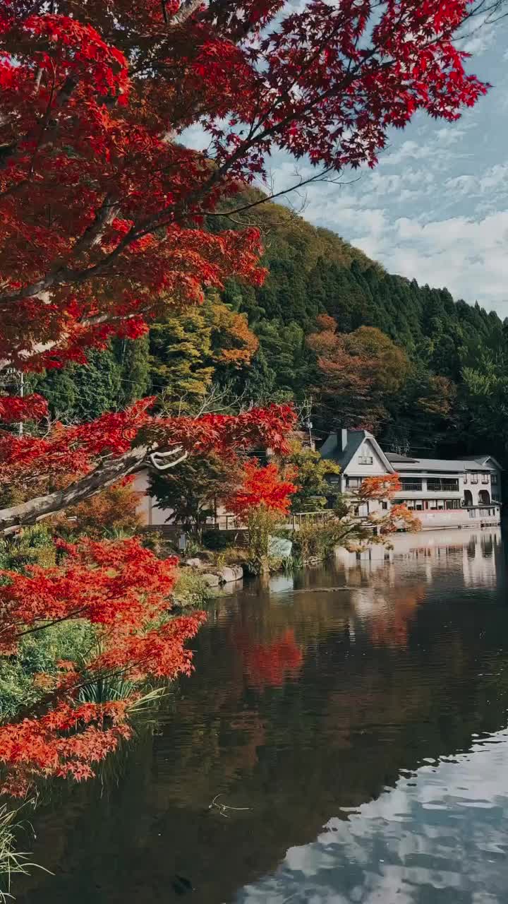 Autumn Vibes in Yufuin Village, Japan 🍁🍂