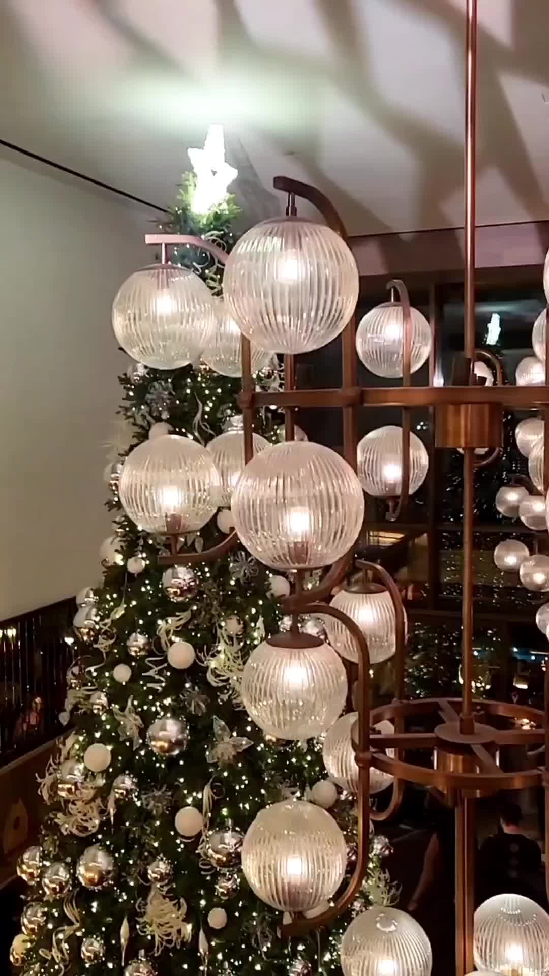 Grand Christmas Tree Lighting at Four Seasons Athens