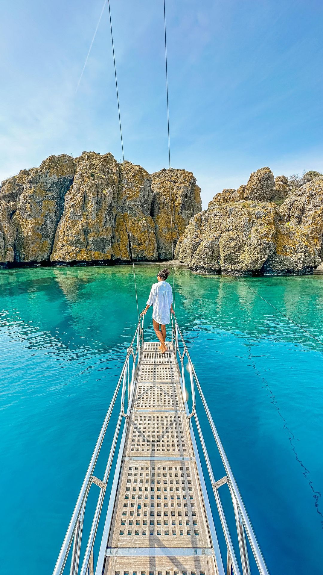 Exploring the hidden gems of Türkiye with a private gulet cruise is an experience to put in your bucket list 😍✨. 
Tag someone to do it with.

Thanks @bestguletcharter for this incredible trip.
.
.
.
#türkiye #gulet #bucketlist #cruise #boatlife #caicco #turchia