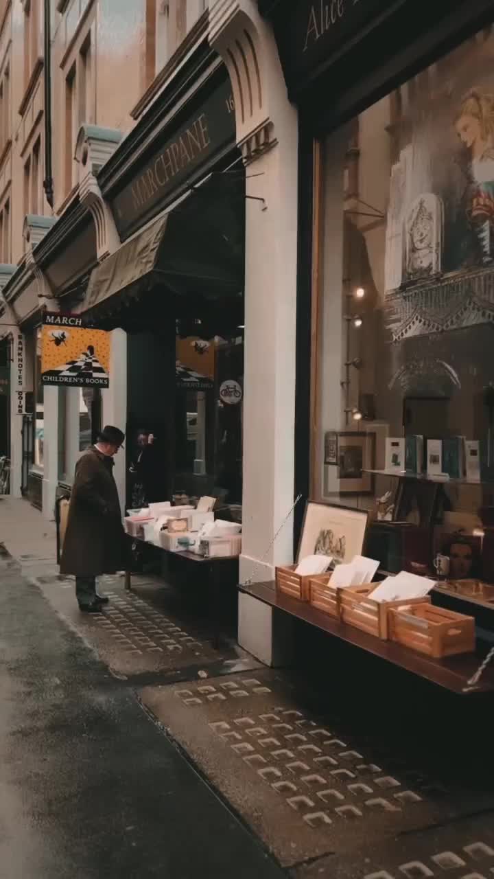 A short reel of Cecil Court, a charming Victorian pedestrian street close to Leicester Square and Covent Garden. It’s been known as Booksellers Row since the 1930s.

Does anyone recognise the chap at the end in a striped blazer? I’m guessed he might be a Scottish blogger as he was giving a commentary to camera with a Scottish accent.

#london #explorelondon #prettybookplaces #bookstore #timeoutlondon #sharingaworldofshops #storefront #chasing_facades #facadelovers #londonlife #mysecretlondon #londonlover #itssolondon #prettycitylondon #londonphotography #uk