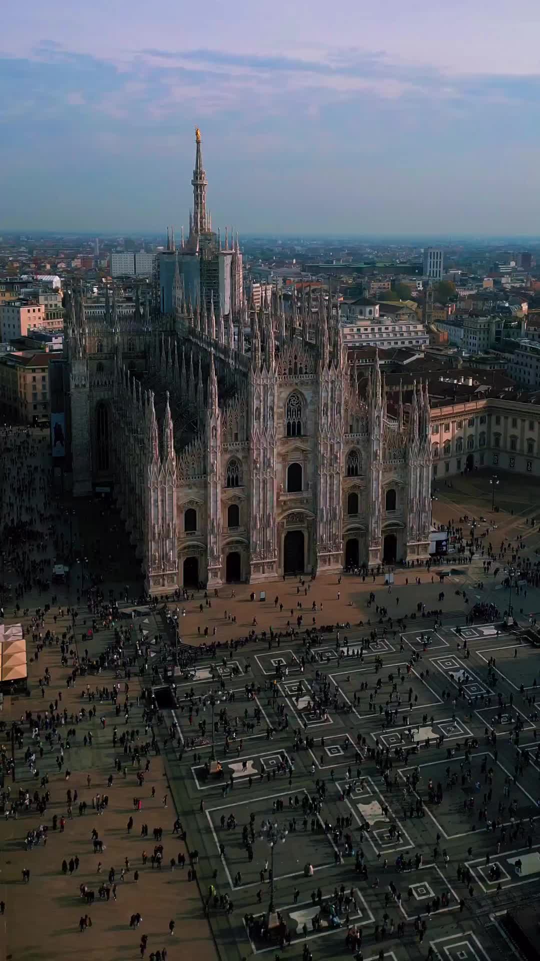 Exploring the Majestic Duomo di Milano in Italy