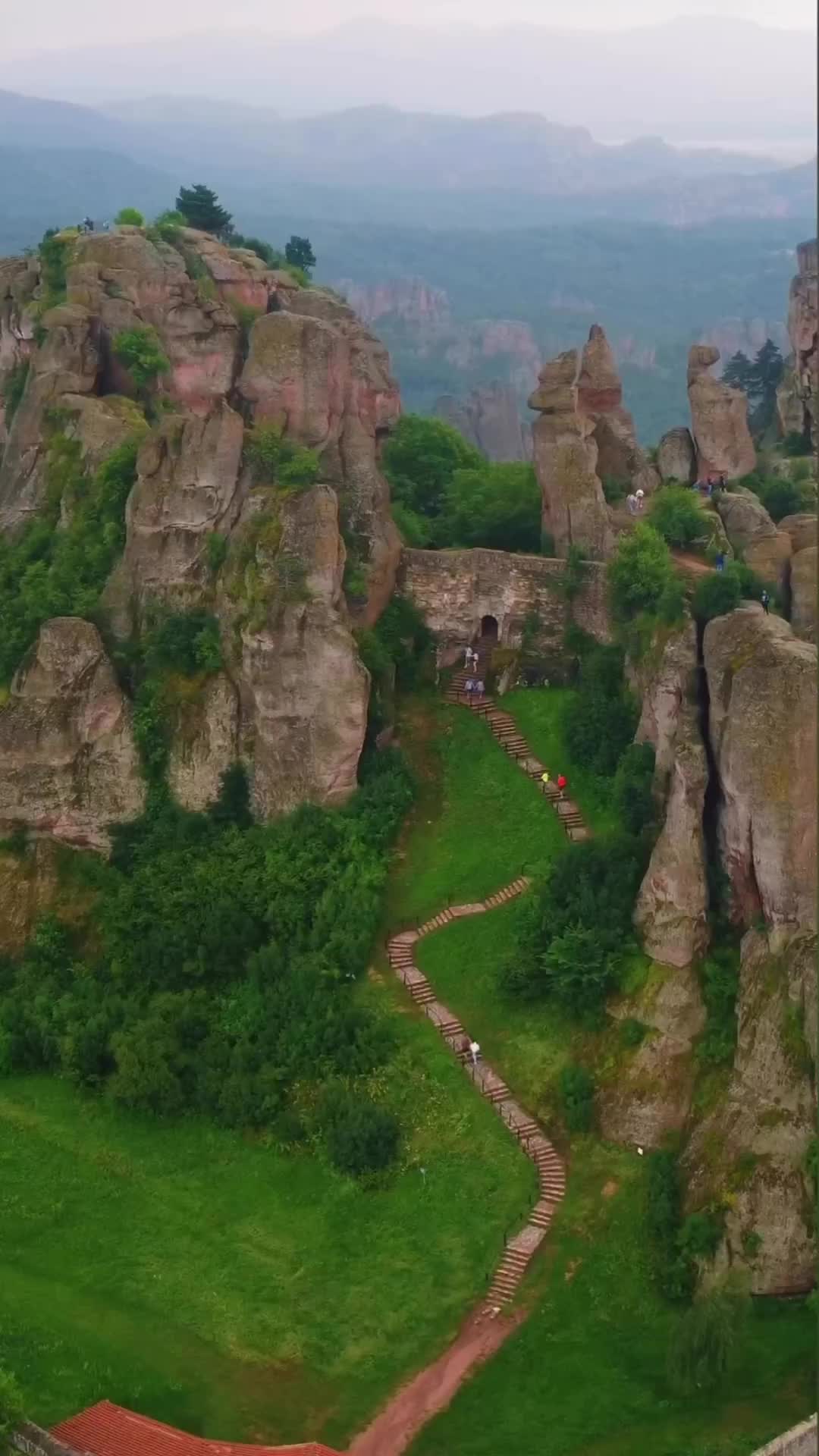 Discover the Stunning Belogradchik Rocks in Bulgaria