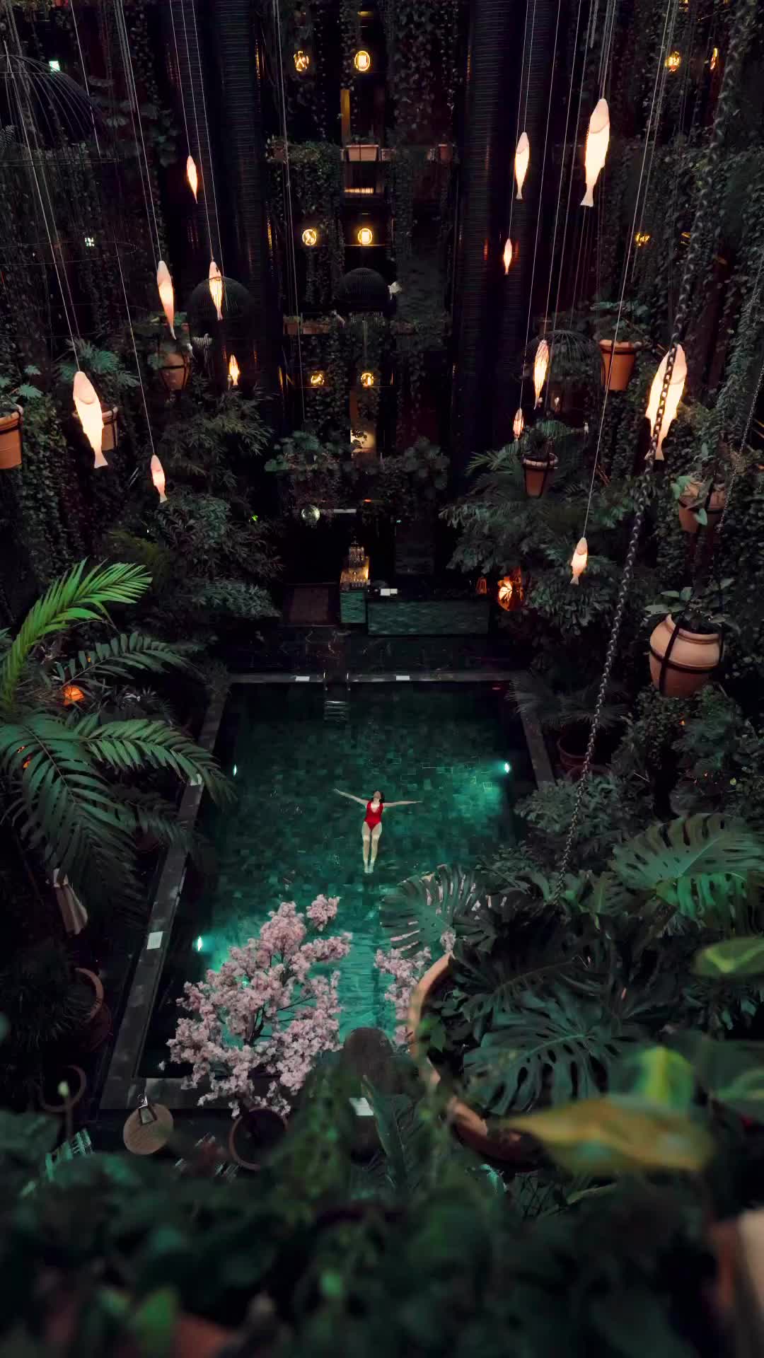 How about some Bali feelings in the middle of Copenhagen? 🌿🪴

📍 @guldsmedenhotels @ecohotelscom 
🏊🏻‍♀️ @tamahofer 

#uniquehotels #copenhagen #denmark #bali #ecohotels #beautifuldestinations #beautifulhotels