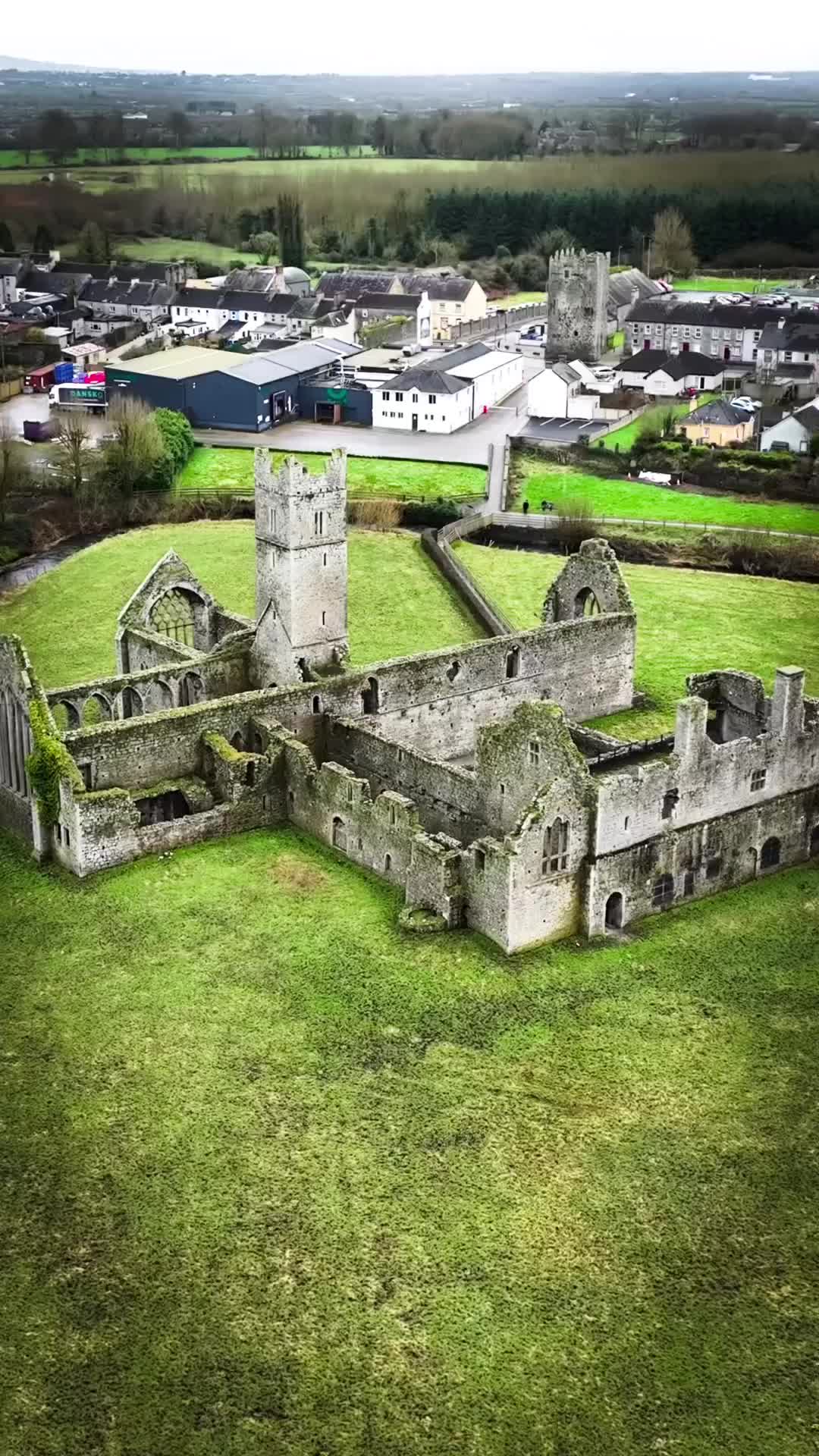 13th century Dominicans Abbey (Est. 1291)

Settlement in Kilmallock began in around AD 600, when St Mocheallóg founded a monastery on a hill one mile north-west of the current town. This monastery gave the town its name, as it derives from the Irish Cill Mocheallóg (the Church of Mocheallóg). Kilmallock is one of Ireland’s best-preserved walled towns, and it contains a wealth of stunning medieval buildings and features.
Perhaps most impressive of this array of medieval architecture is the magnificent Kilmallock Dominican Priory that sits on the banks of the River Loobagh. The priory was founded in 1291, though it was extended and altered through the centuries. It contains some of Ireland’s best examples of medieval architecture such as the ornate five-light east window. A large number of sculptures of human heads (possibly representing benefactors of the priory) are to be found throughout the building, as are a wealth of other details wait to be discovered.

#kilmallockabbey #visitballyhoura #kilmallockchurch #killmallock #irelandsancienteast #irelandshiddenheartlands #irelandshiddengems #irelandtravelguide #irelandbucketlist