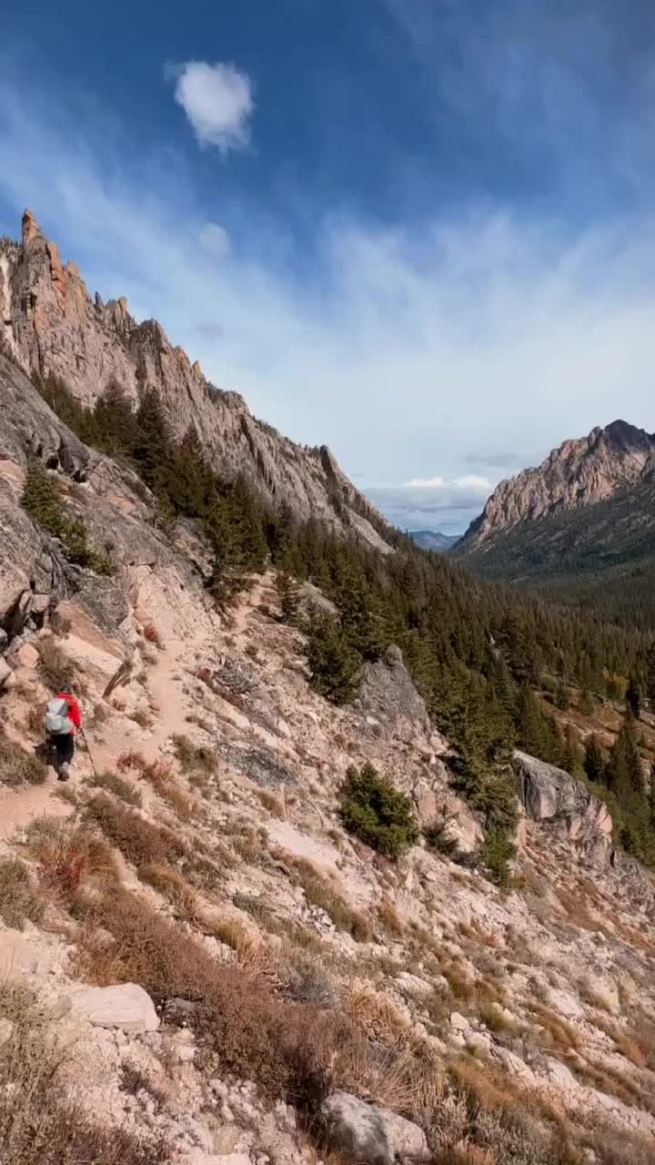 Explore Idaho's Majestic Sawtooth Mountains