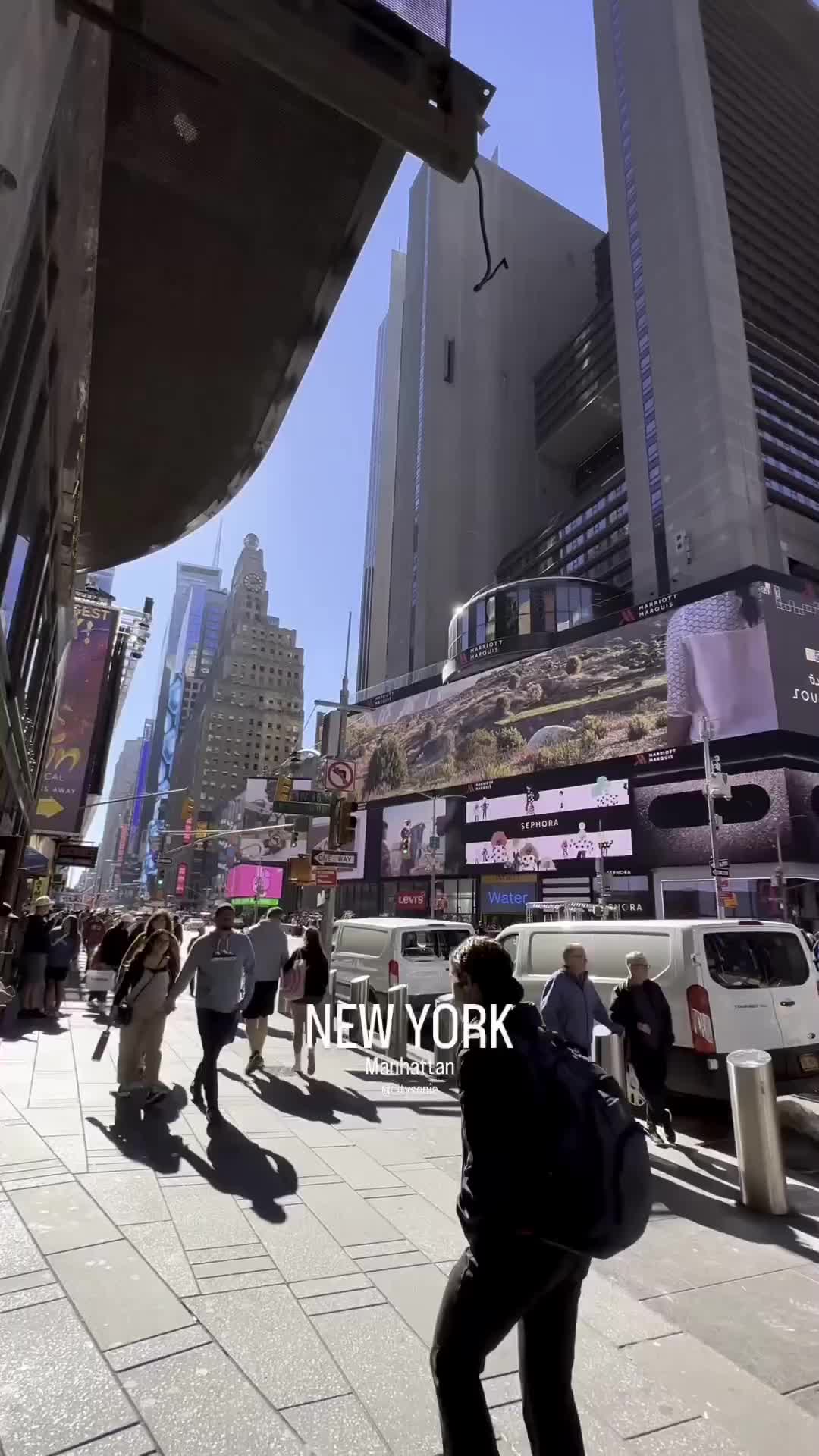 A Stroll Through New York City: Times Square Highlights