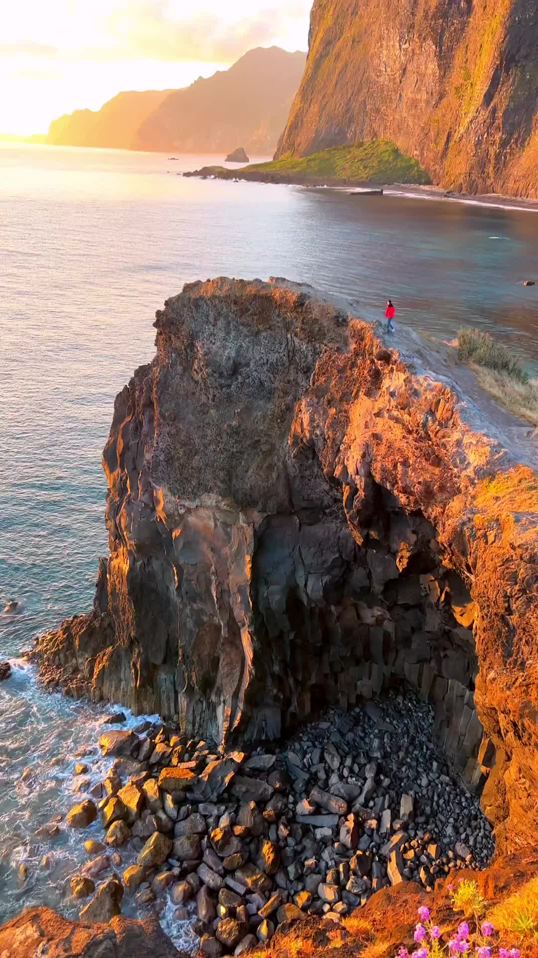 Stunning Sunrise in Madeira: A Photographer's Dream