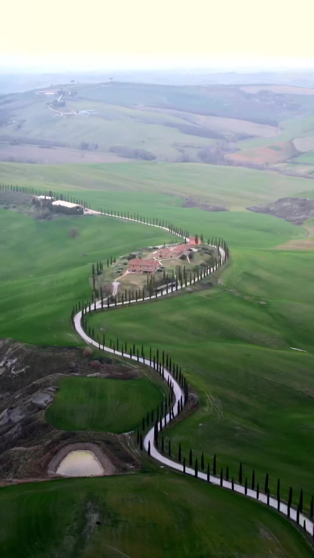 Aerial Tour of Val d'Orcia's Stunning Hills in Italy