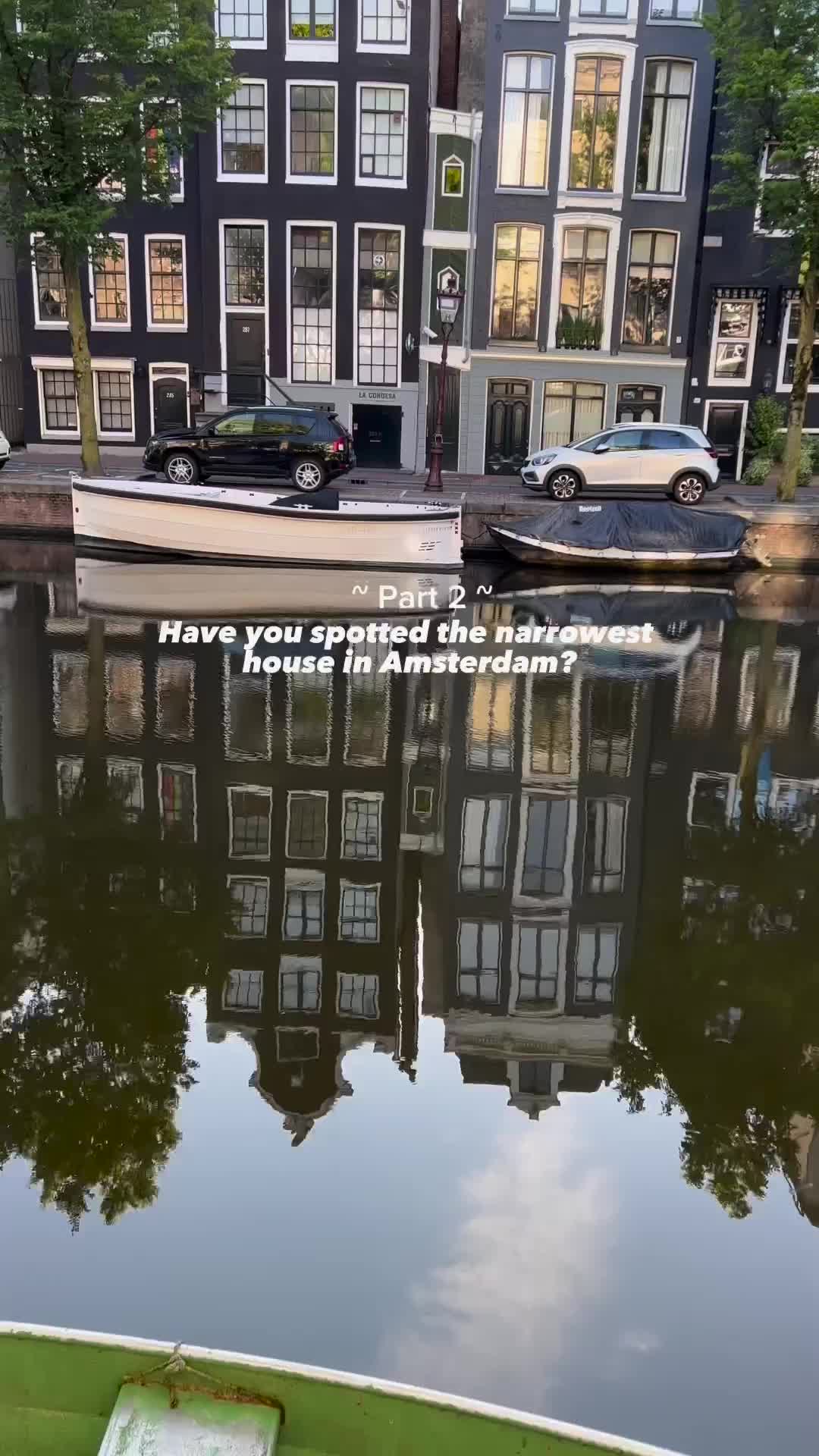 Tiny house in Amsterdam💫
📍Herengracht 289E 

#amsterdam #amsterdamcity #amsterdamnetherlands #amsterdamhouses #dutchhouse #dutcharchitecture  #thenarrowest #narrow #narrowesthouse