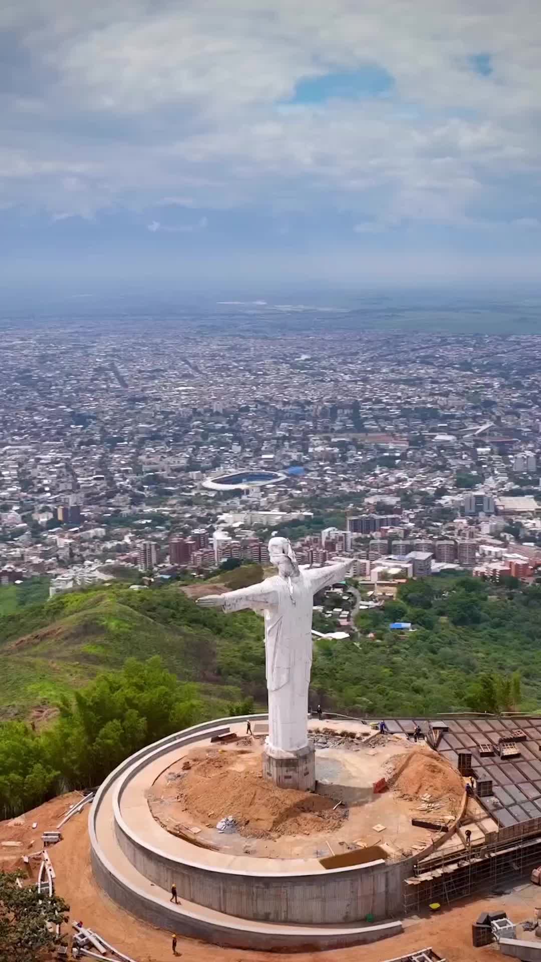 Cristo Rey Monument in Cali, Colombia: A Must-See Landmark