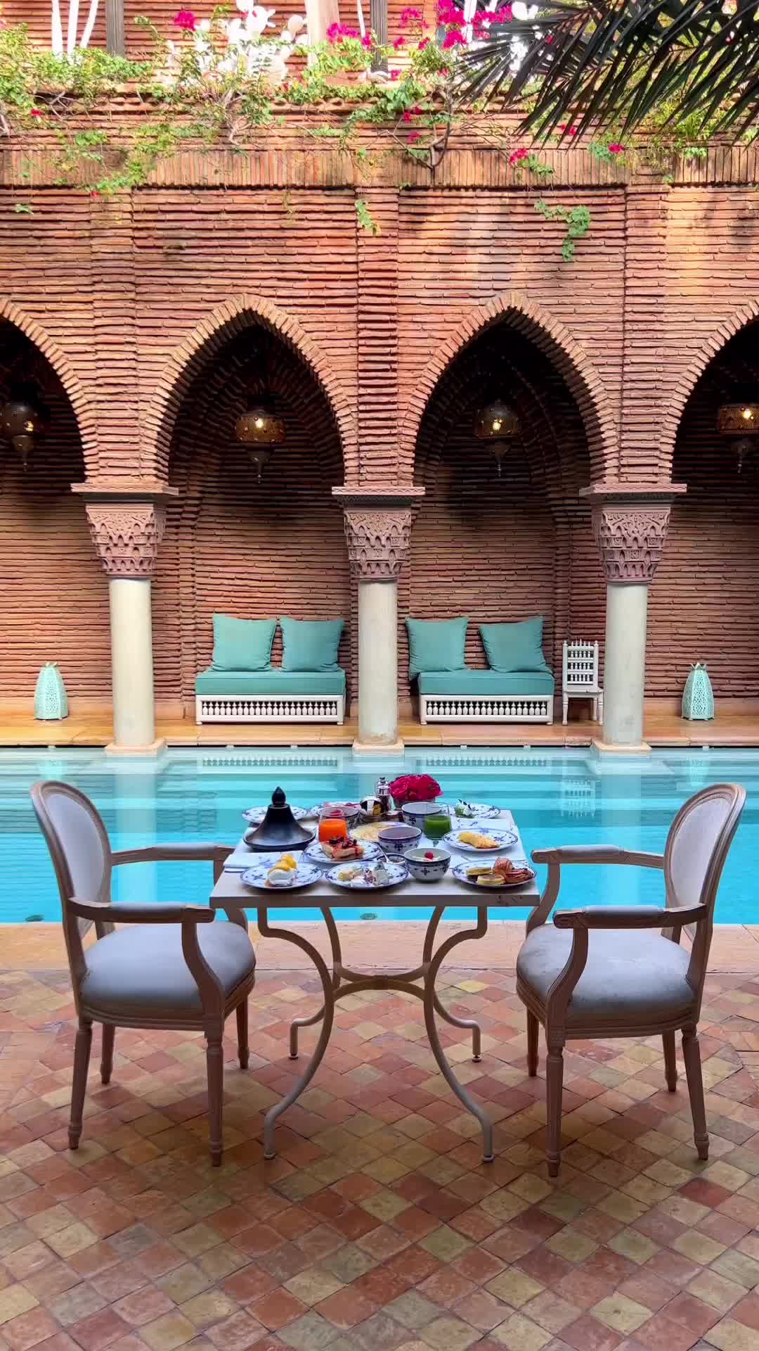 Fabulous Moroccan breakfast 😍💕
@lasultanamarrakechofficiel @lovelasultana 

•

#lasultanamarrakech #marrakech #breakfast #luxuryhotel #luxury #marocco