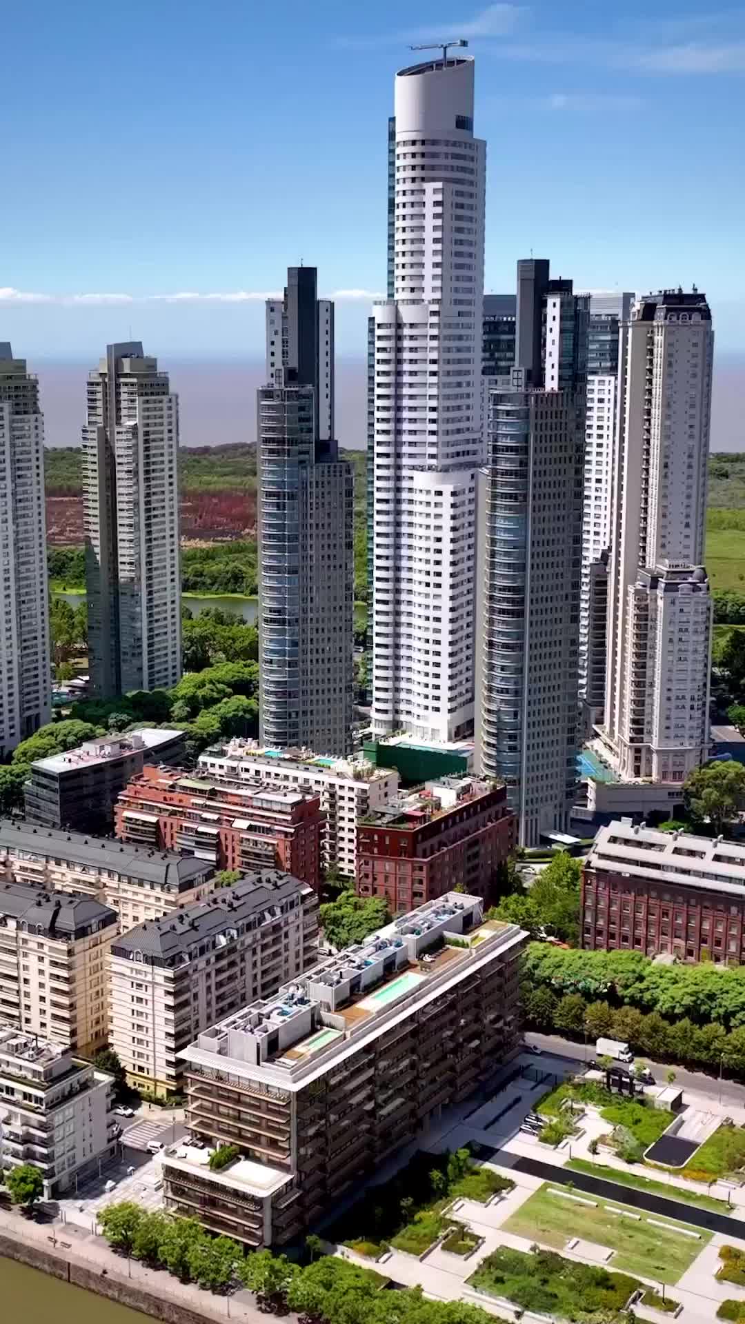 Skyscrapers in Buenos Aires | Stunning Urban Skyline