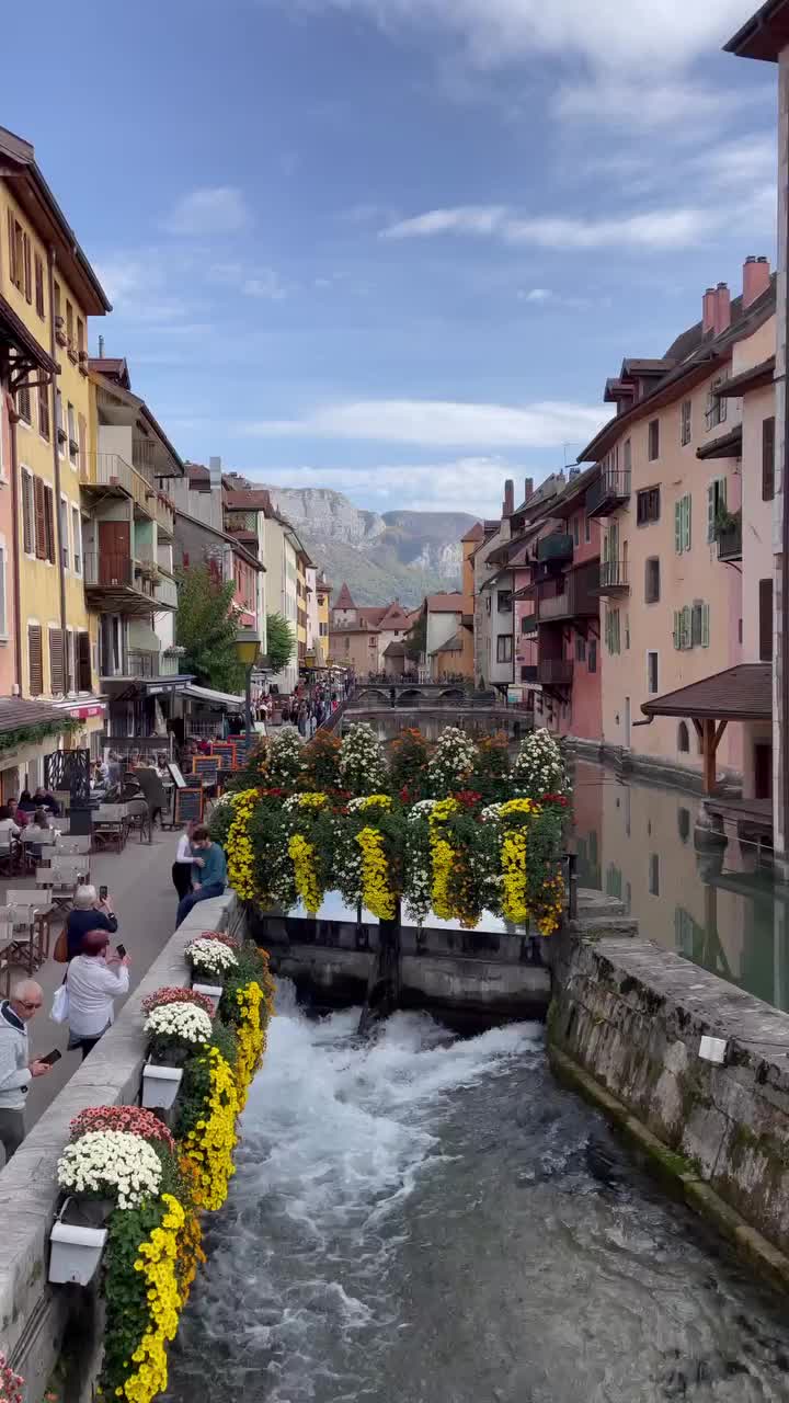 Discover Annecy: The Venice of the Alps