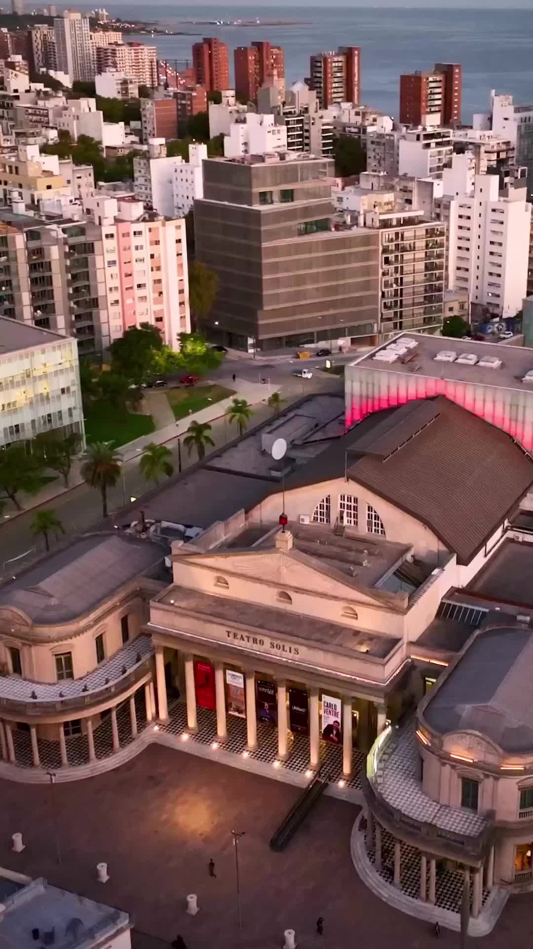 Discover Teatro Solís in Montevideo, Uruguay 🎭🏛️