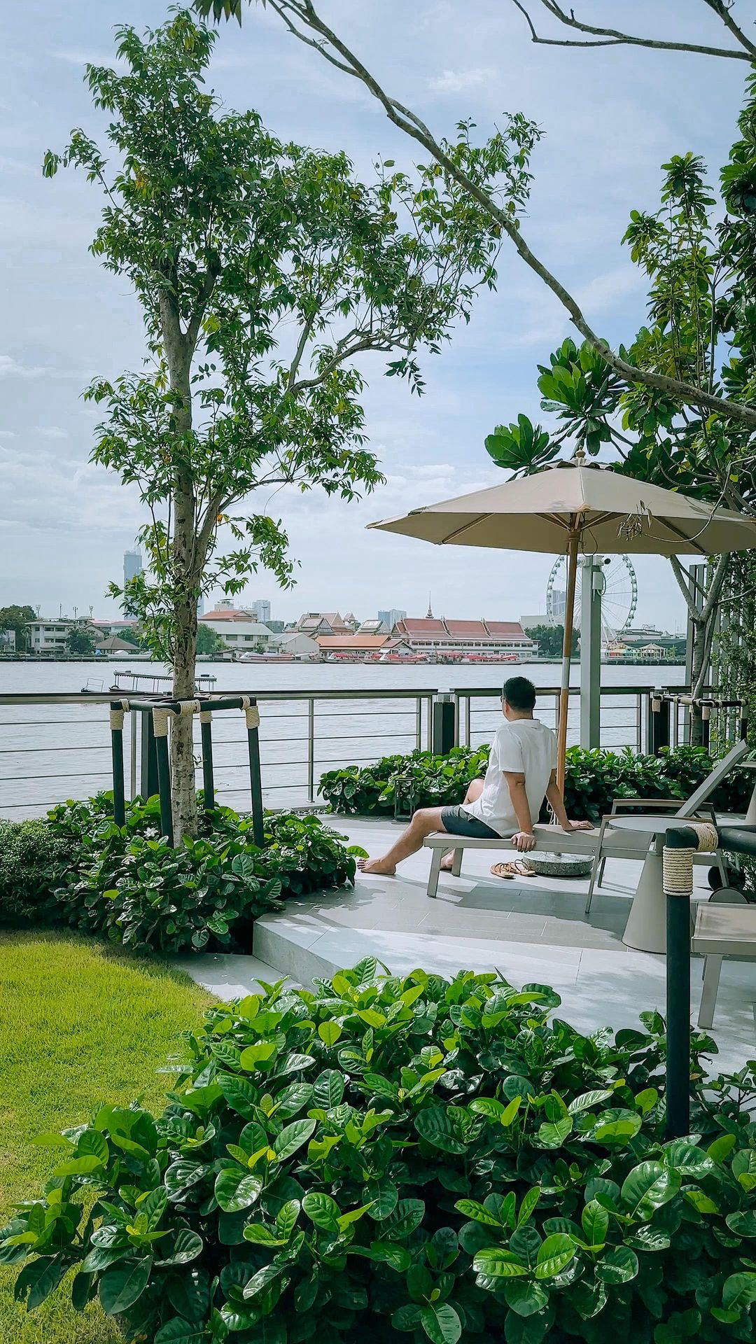 The ultimate place to escape to, by the Chao Phraya River.🇹🇭✨

A trip to Bangkok wouldn’t be complete without a stay at @tensixhundred . This is a boutique riverside hotel located in the heart of Bangkok’s historical district, just steps away from the Chao Phraya River, which makes it an excellent choice for those seeking a luxurious riverside haven. They’ve taken 31 spacious rooms, ranging from Superior to Duplex Pool Suites and created a resort experience designed with elegant interiors and lavish amenities—from the moment you arrive until you leave. Highly recommended for when you travel to Bangkok!

📍 @tensixhundred , Bangkok 🇹🇭
.
.
.
.
.
.
.
.
.
.
.
.
.
#thailanddestiny #lostinthailand  #thailandonly #thailandinstagram #thailand_allshots 
#visitthailand #igthailand #travelthailand #thailand🇹🇭 #beautifulthailand #thailandtravel #bangkokthailand #explorebangkok #bangkoklife #visitbangkok #bangkokcity  #bangkok #bkk #bkklife #กรุงเทพ