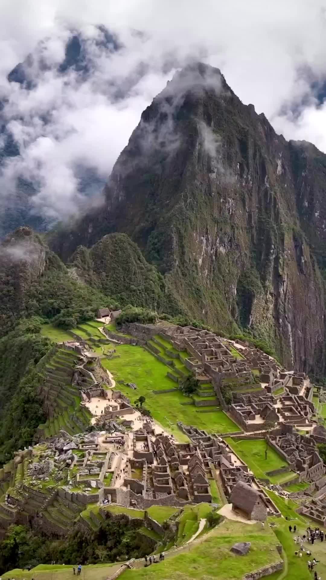 Discover Machu Picchu: Inca City in the Clouds