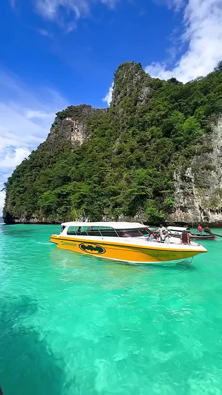 Pileh Lagoon: Paradise at Phi Phi Island, Thailand