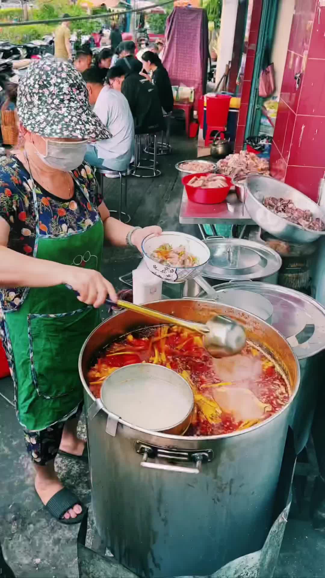 Best Bun Bo Hue in Saigon - Must-Try Hotspot!