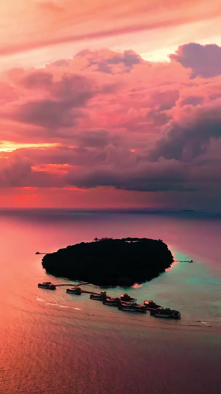 Mesmerizing Maldives Sunset at Baa Atoll