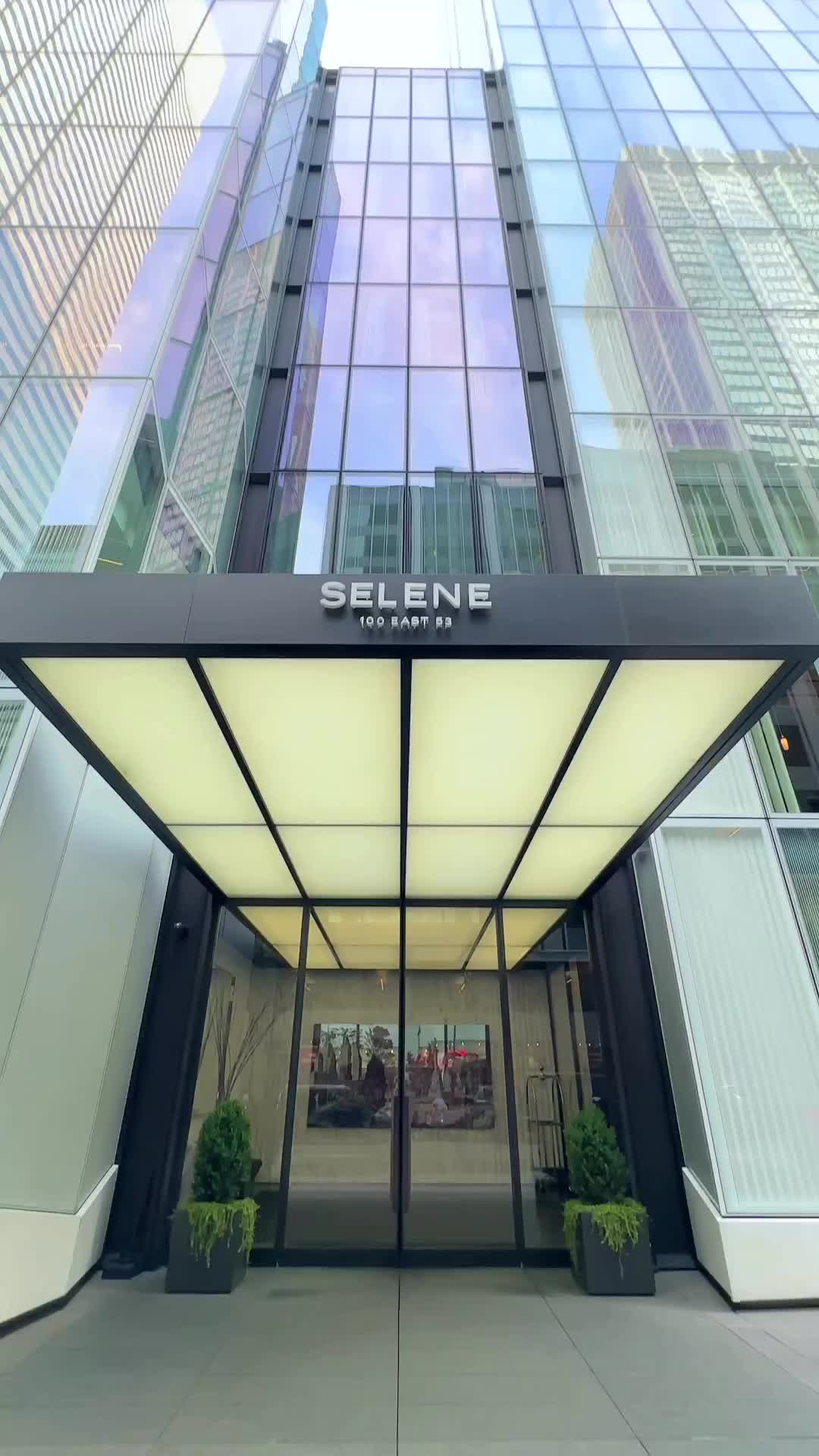 Selene New York: Luxury Condos by Norman Foster