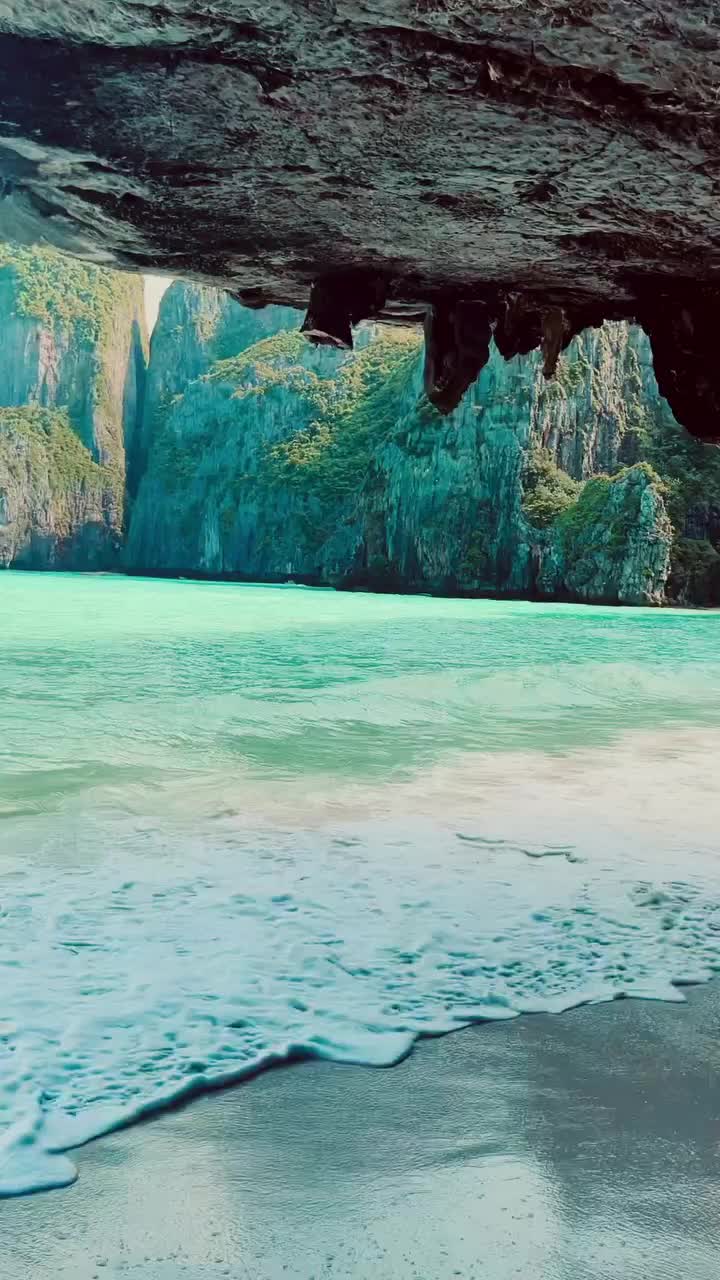 Discover the Magic of Maya Bay in Thailand 🌴💙