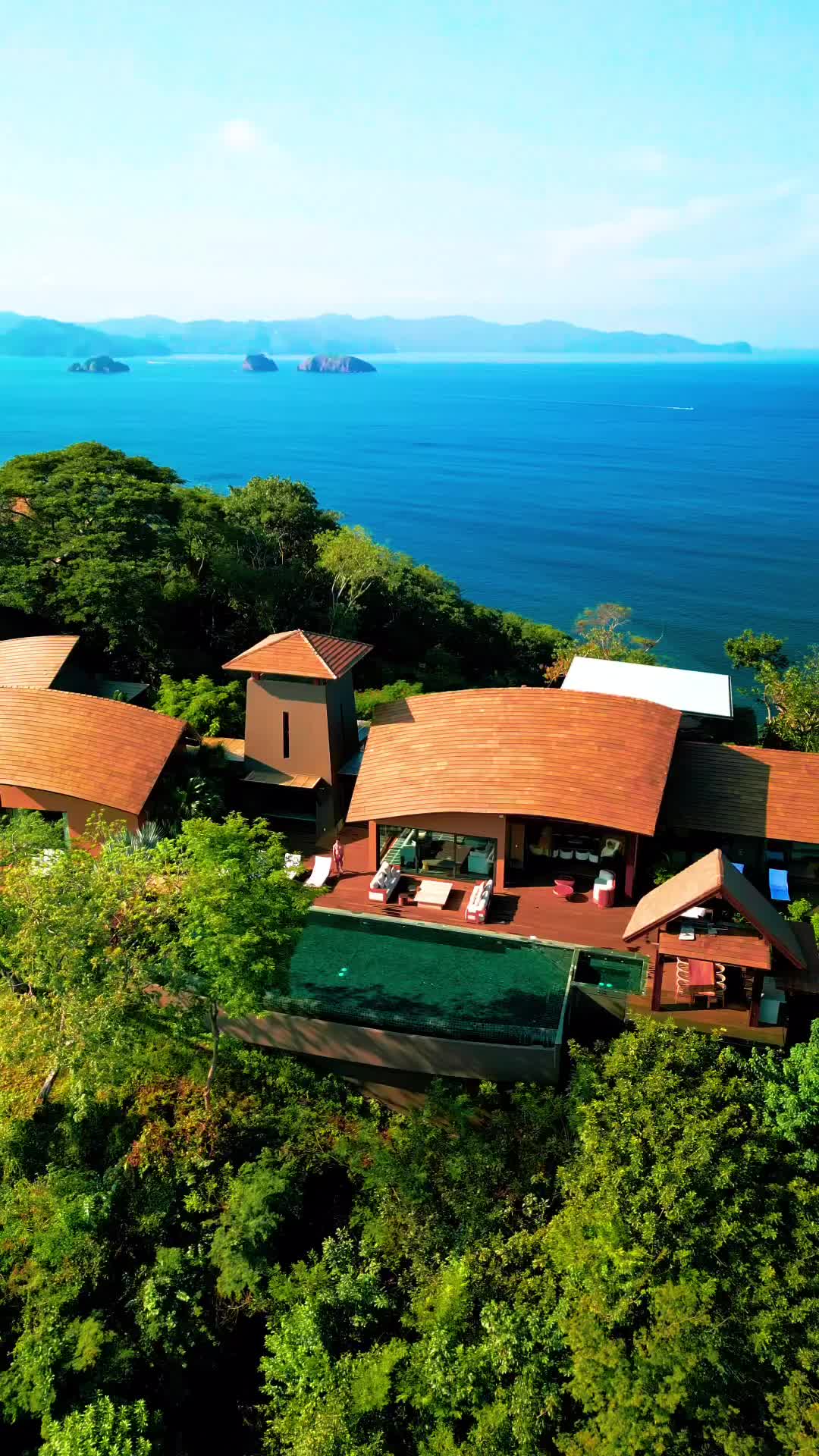 Discover Luxury at Four Seasons Costa Rica Resort