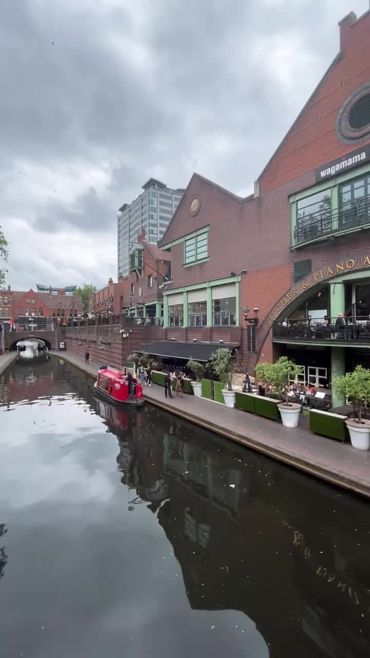 Boating Bliss in Birmingham: Perfect Sunny Day Adventure