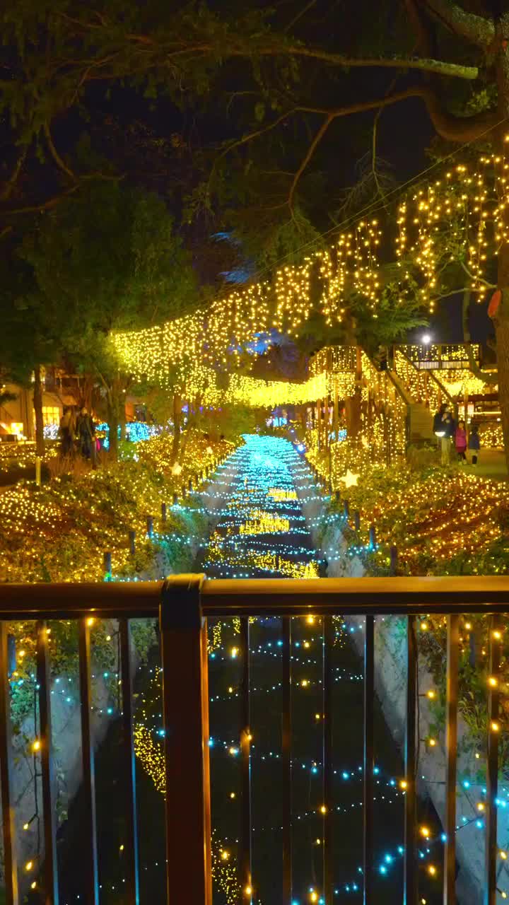 Kurashiki Mirai Park Illumination: 180,000 LED Lights