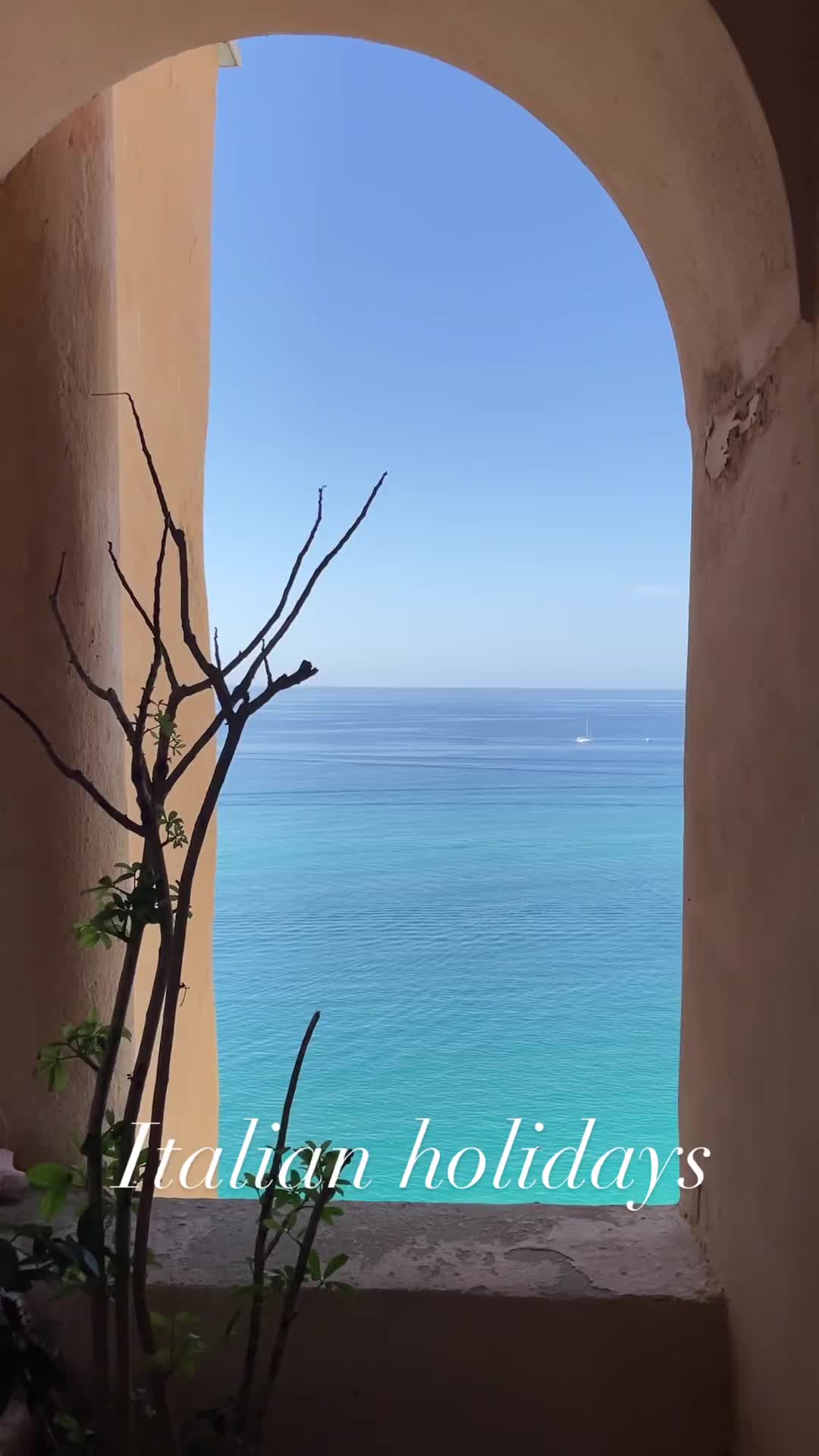 What’s your summer destination? 🇮🇹☀️🌊

📍Tropea Calabria 

🎥 @go_italy_ 

#tropea #calabria #italy #travel #sea #italia #summer #beach #instagood #nature #love #photooftheday #holiday #mare #calabriadaamare #photography #picoftheday #sun #sunset #landscape #beautiful #food #photo #tropeabeach #travelgram #cosenza #travelphotography #reggiocalabria #goodmorning