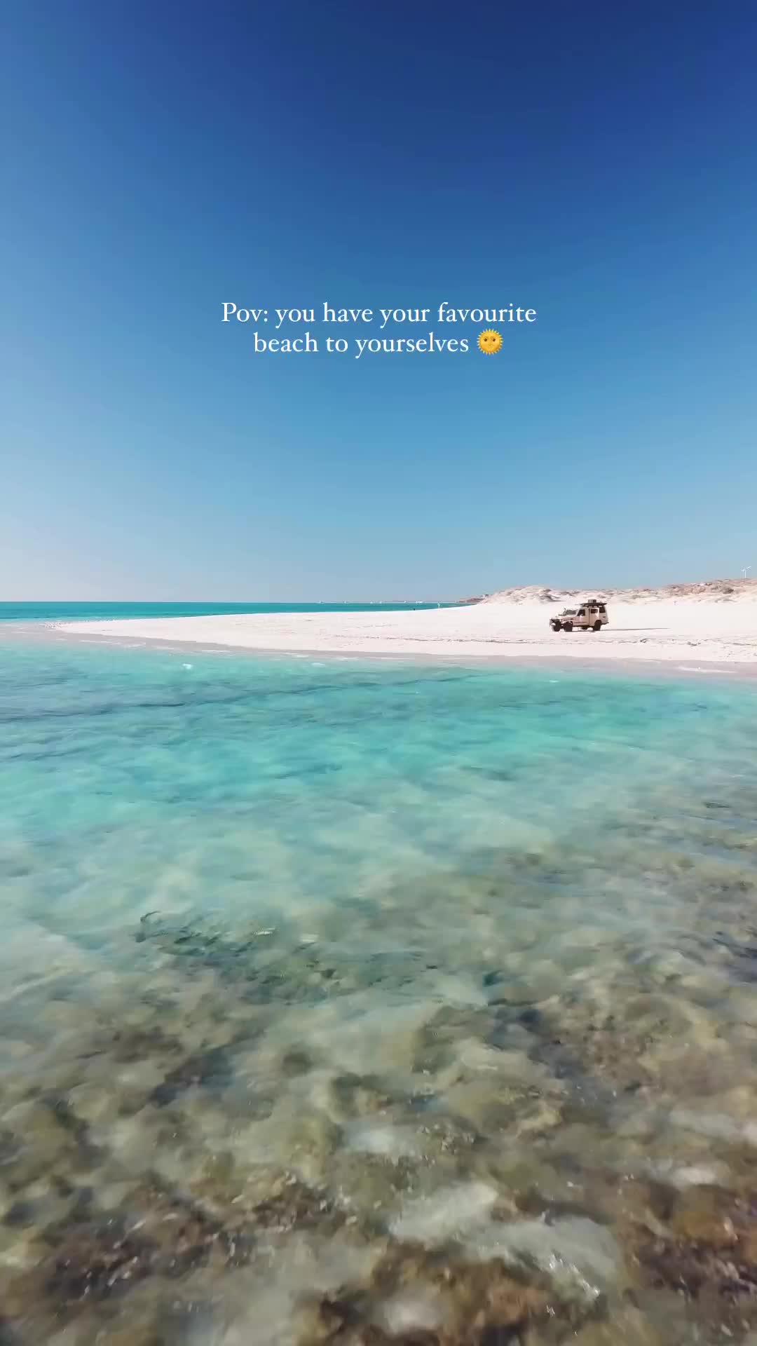 Can’t get better than this 🌞
.
📍Five Finger Reef
.
.
.
#beachday #ocean #4wdaustralia #ningalooreef