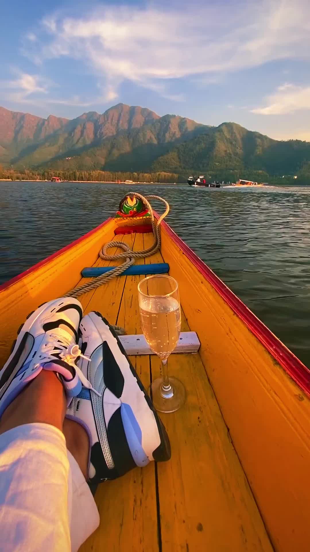 Serenity at Dal Lake, Srinagar - A Peaceful Escape