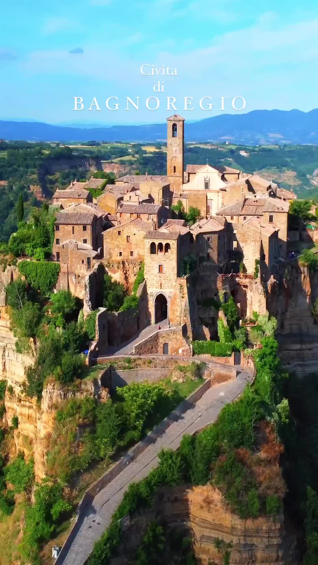 Explore the Enchanting Civita di Bagnoregio, Italy