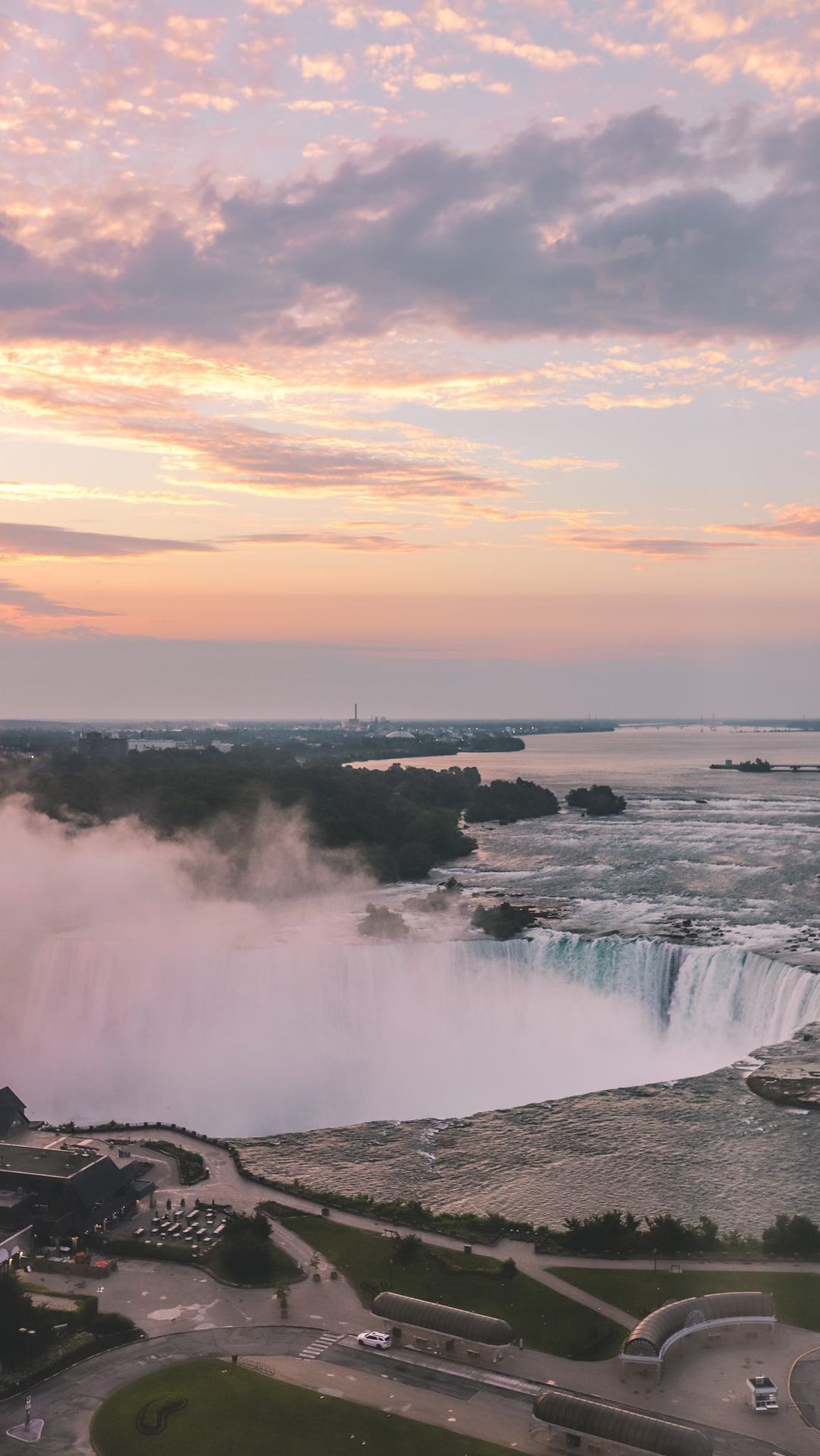 Spectacular Niagara Falls Adventure
