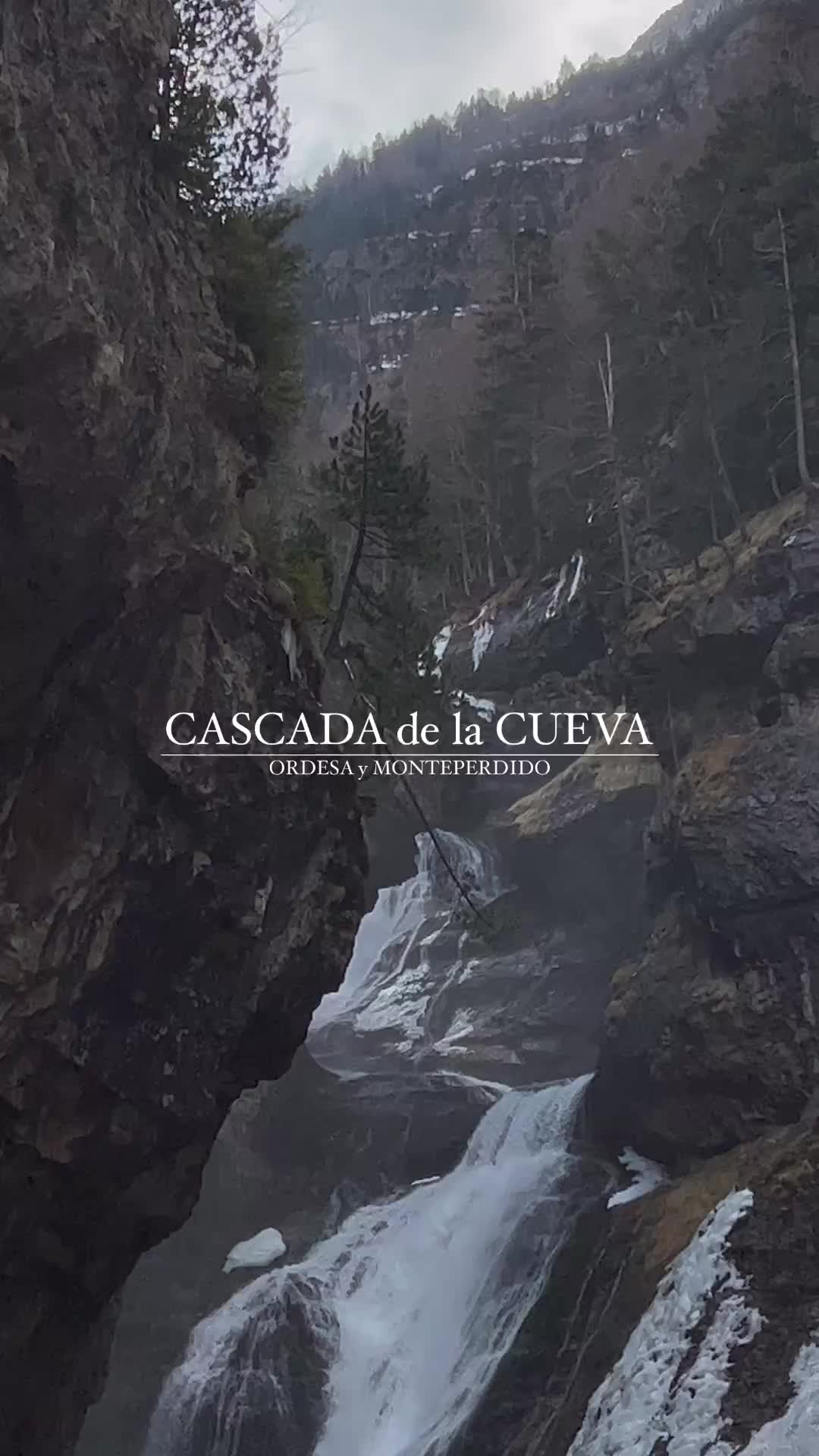 Explore Cascada de la Cueva & Cascada del Estrecho