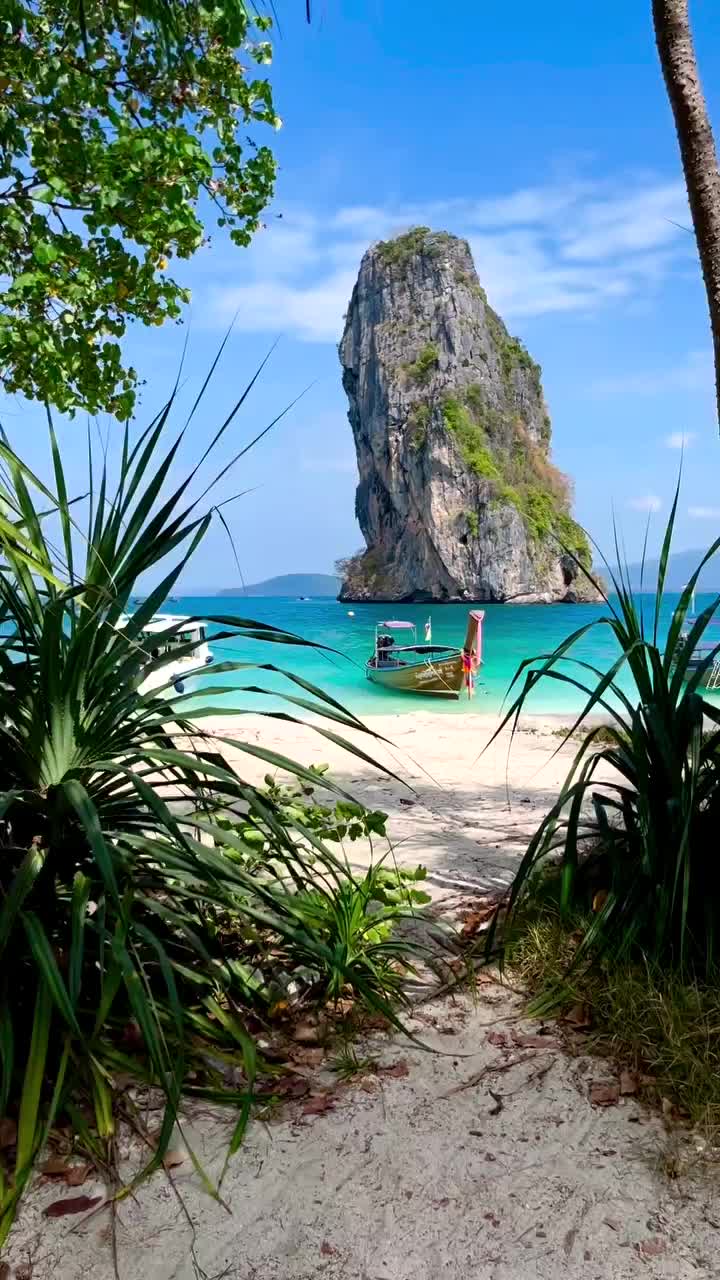 Discover Koh Poda Island: A Krabi Paradise