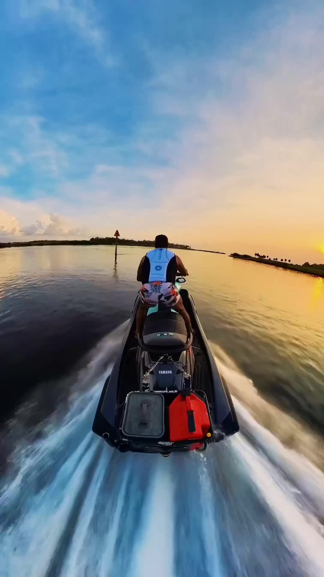 Chasing Sunsets on Weeki Wachee River