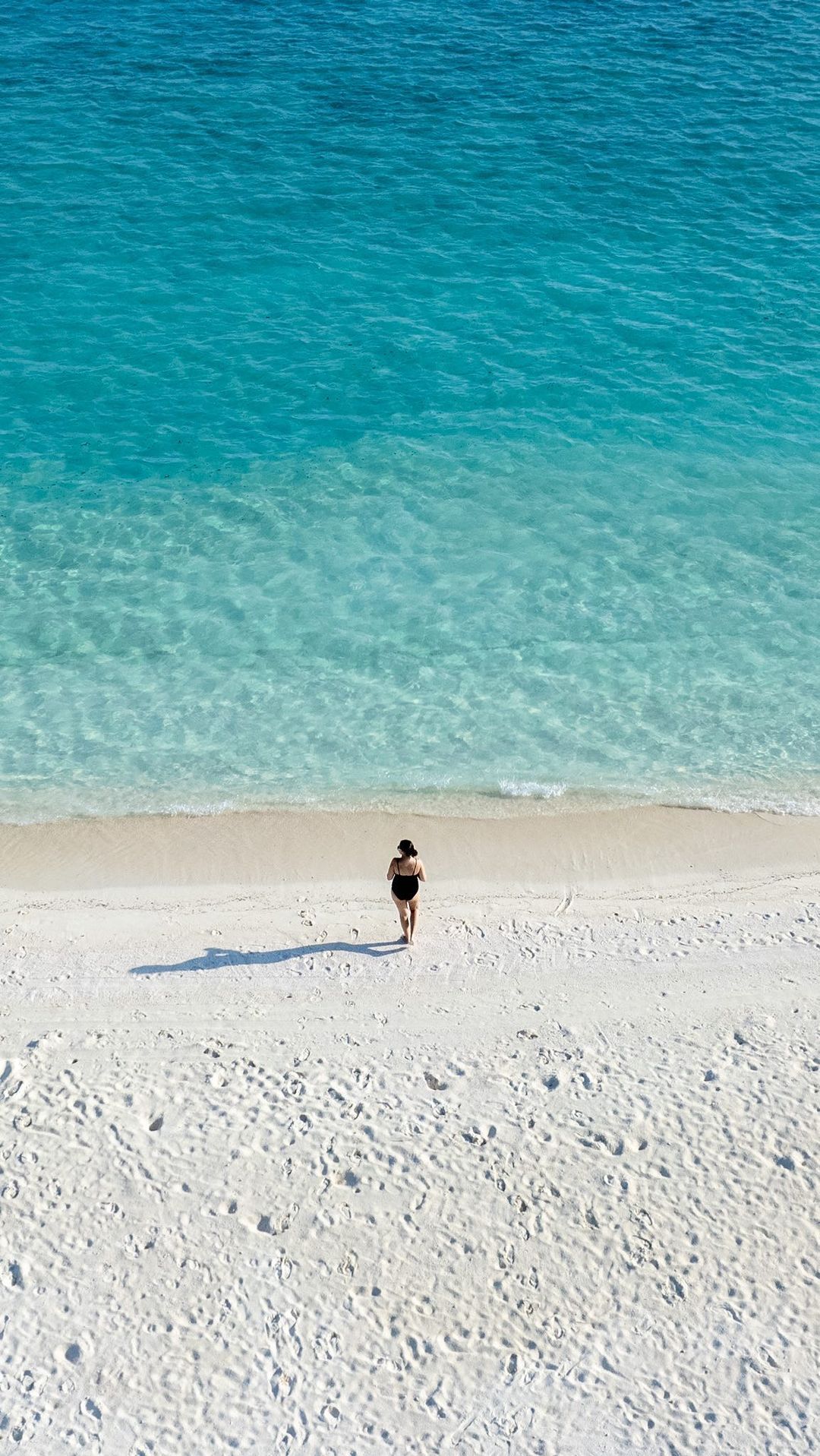 Escape to Saii Lagoon Maldives where reality merges with tropical bliss 🌴
Crystal clear waters, white sandy beaches, I can never get tired of these views 🤩

📍 @saiilagoonmaldives @crossroadsmaldives Maldives

#visitmaldives #saiilagoonmaldives #maldives #tropical #tropicalvibes #travelasia #beautifulhotels