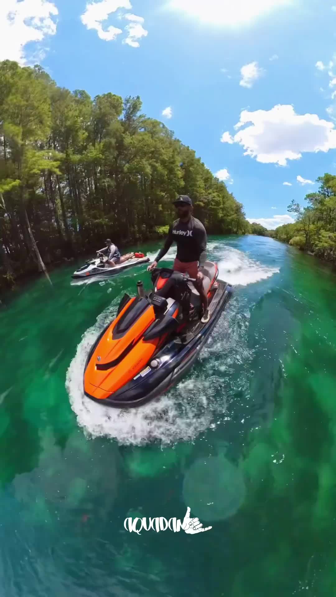 Explore Florida's Rainbow River with Insta360 One RS