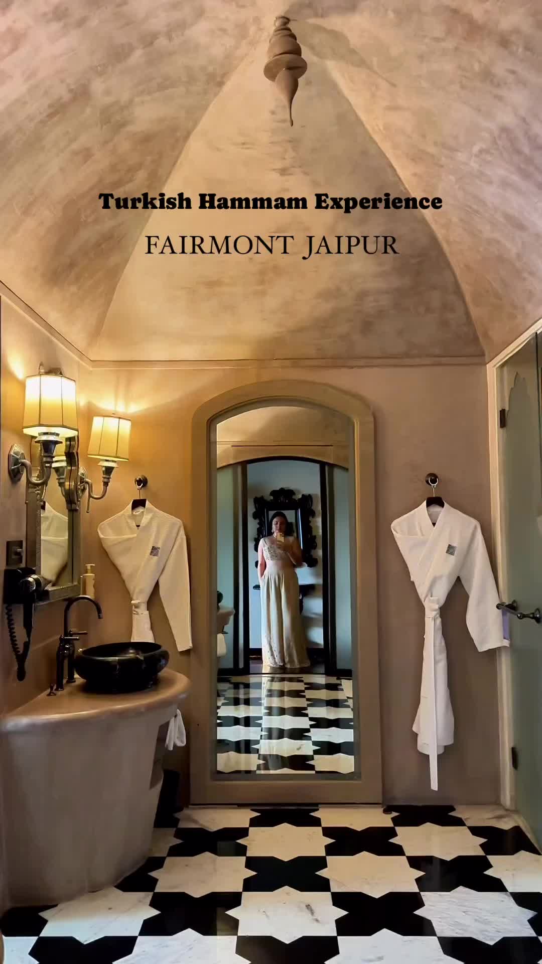 Admire This Luxurious Bathroom in Fairmont Jaipur