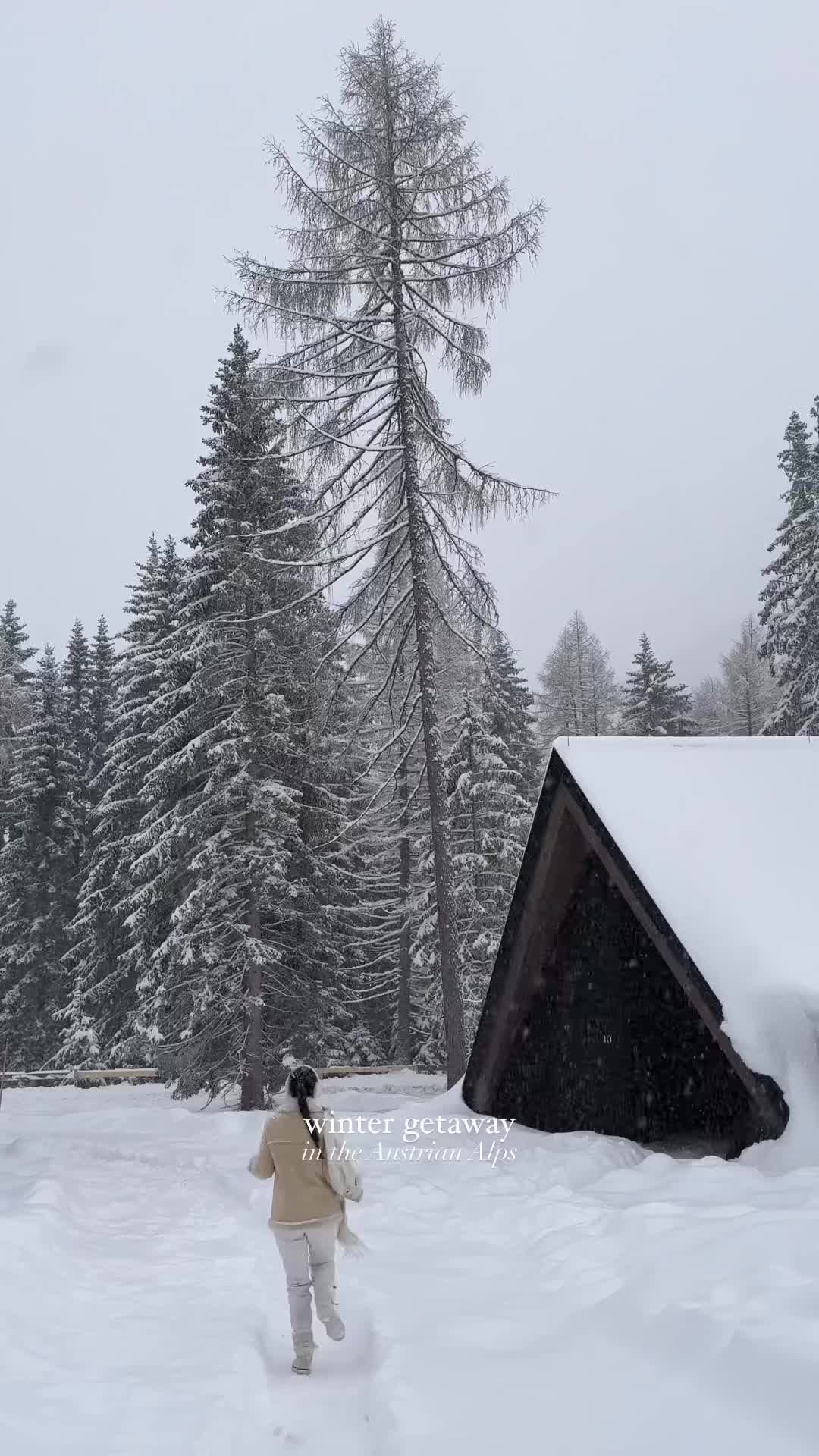 Save this place for your next trip in the Austrian Alps ❄️

𖤥 Triforêt Alpin Resort, Austria