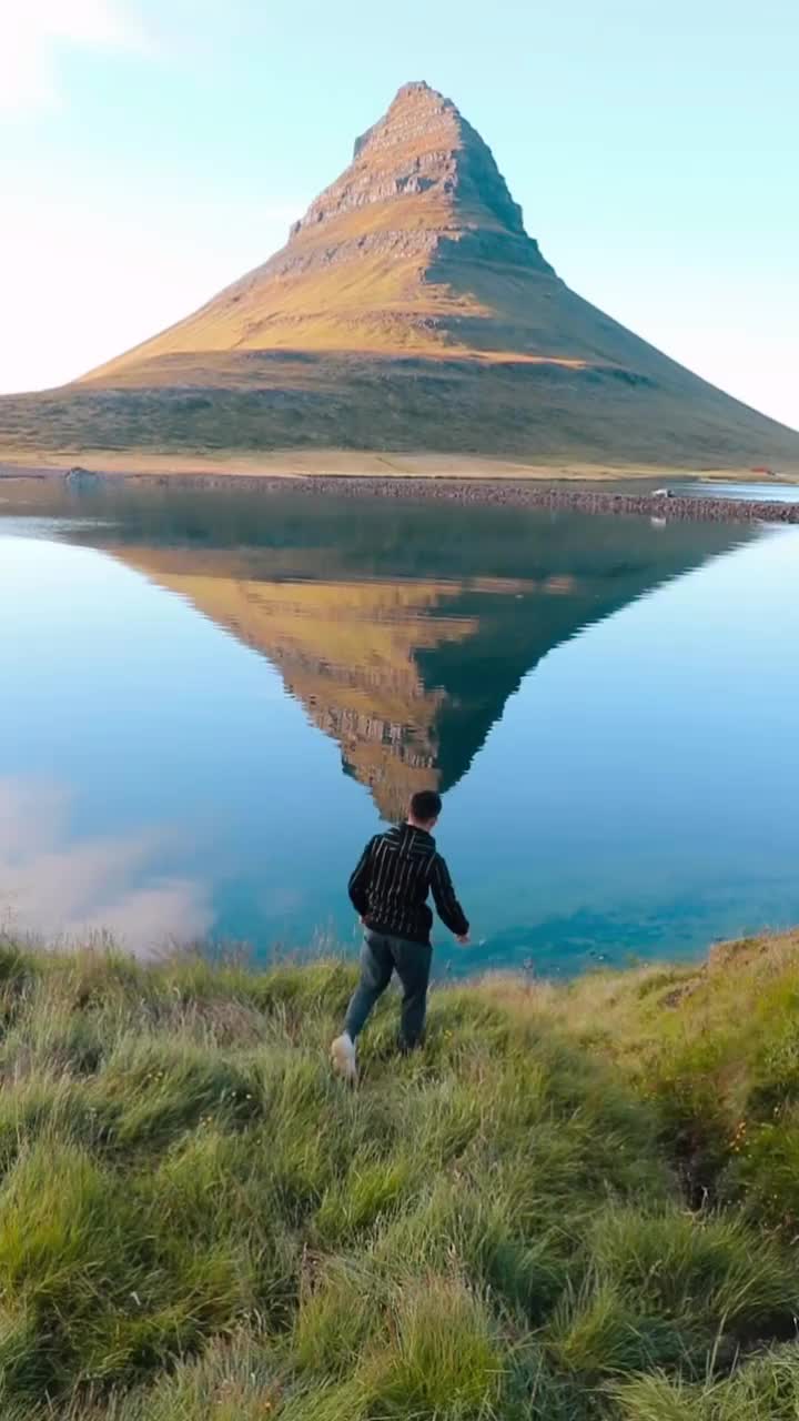 Stunning Kirkjufell Mountain at Sunset 🌋