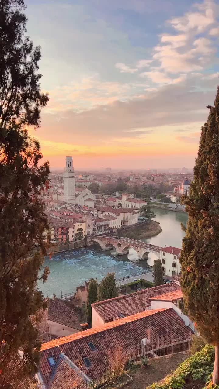 Captivating 4K Sunset over Verona's Castel San Pietro