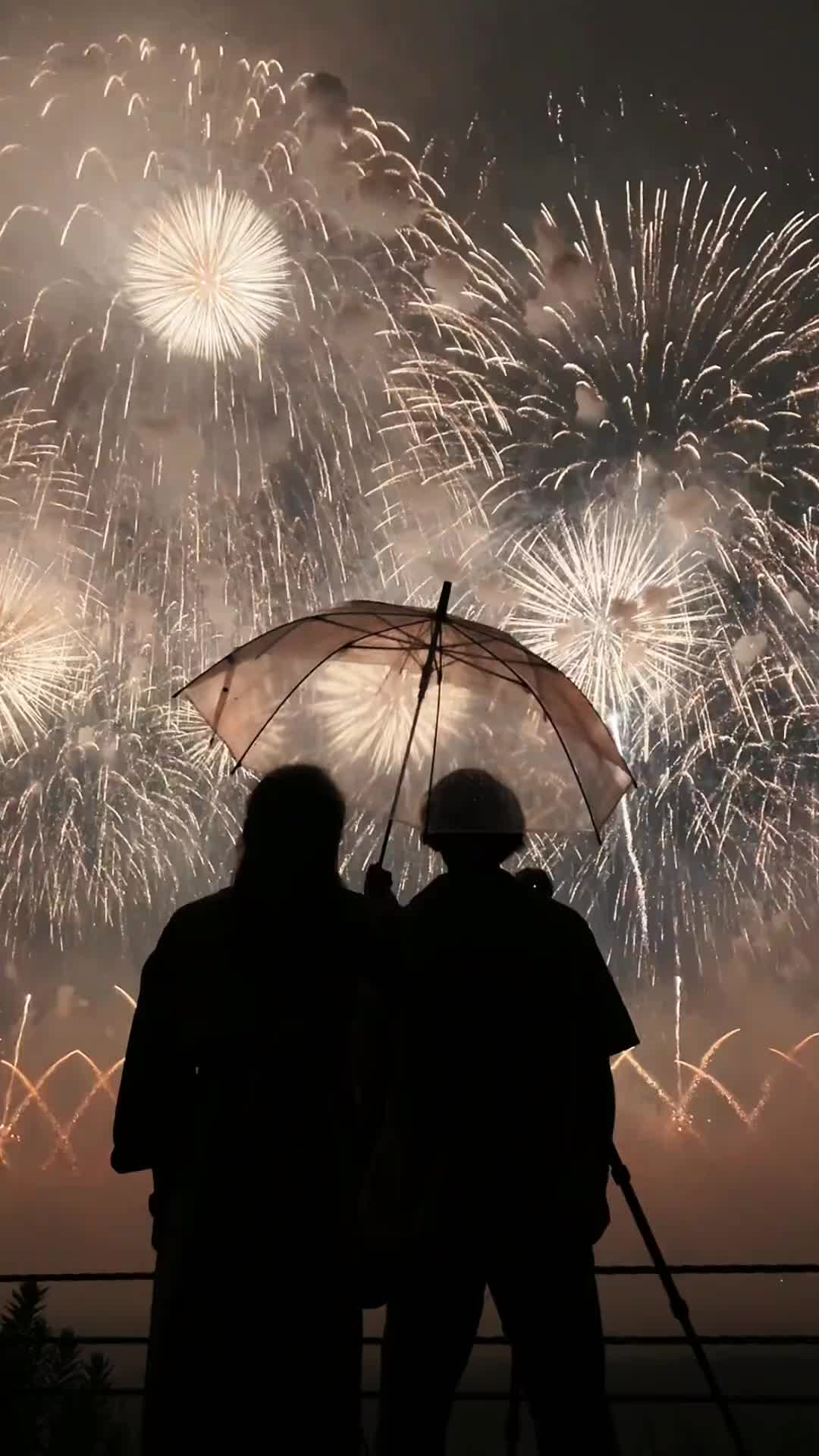 Spectacular Akagawa Fireworks Finale in Tsuruoka, Japan