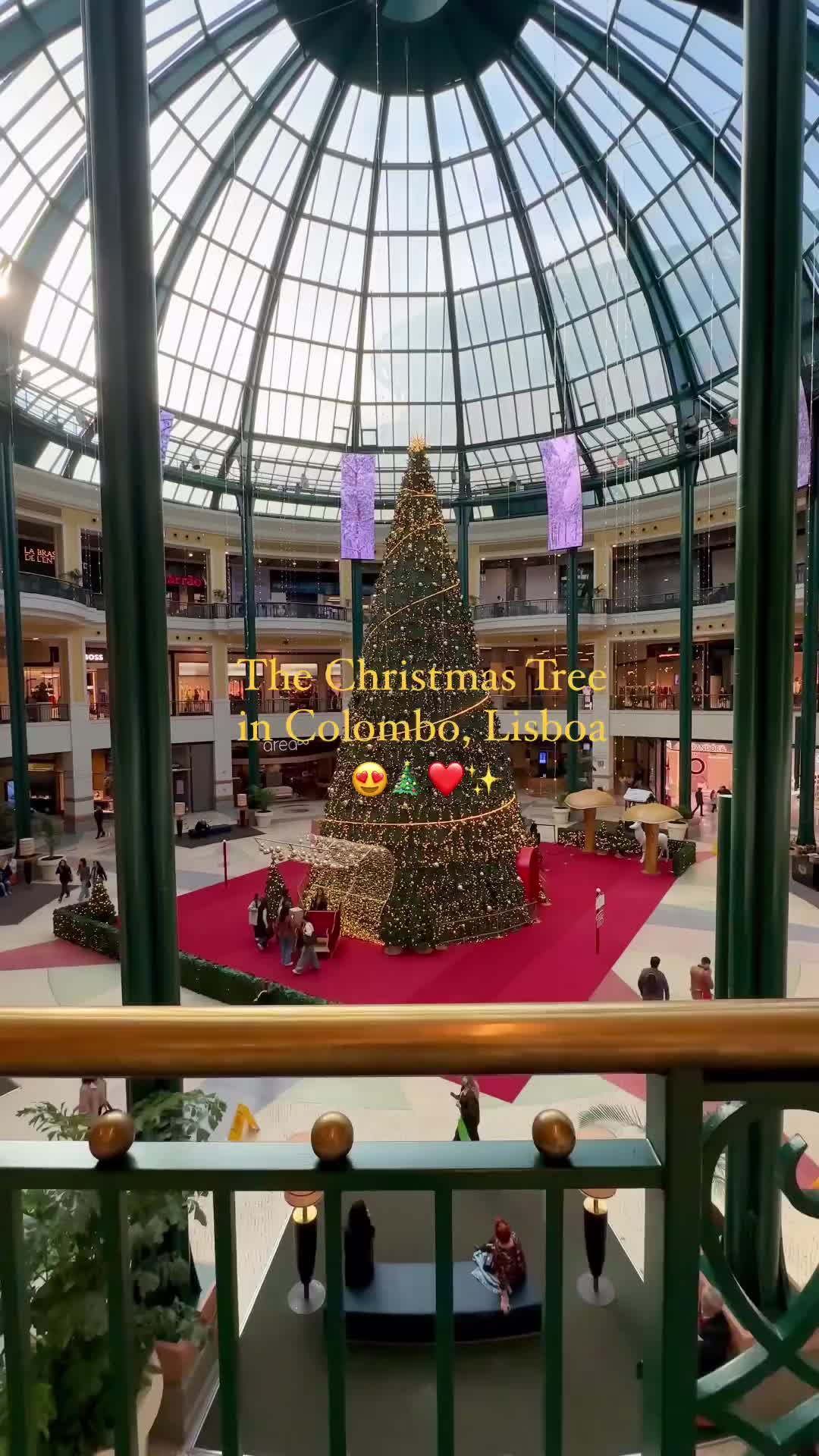 Christmas Tree in Colombo Shopping Mall, Lisbon